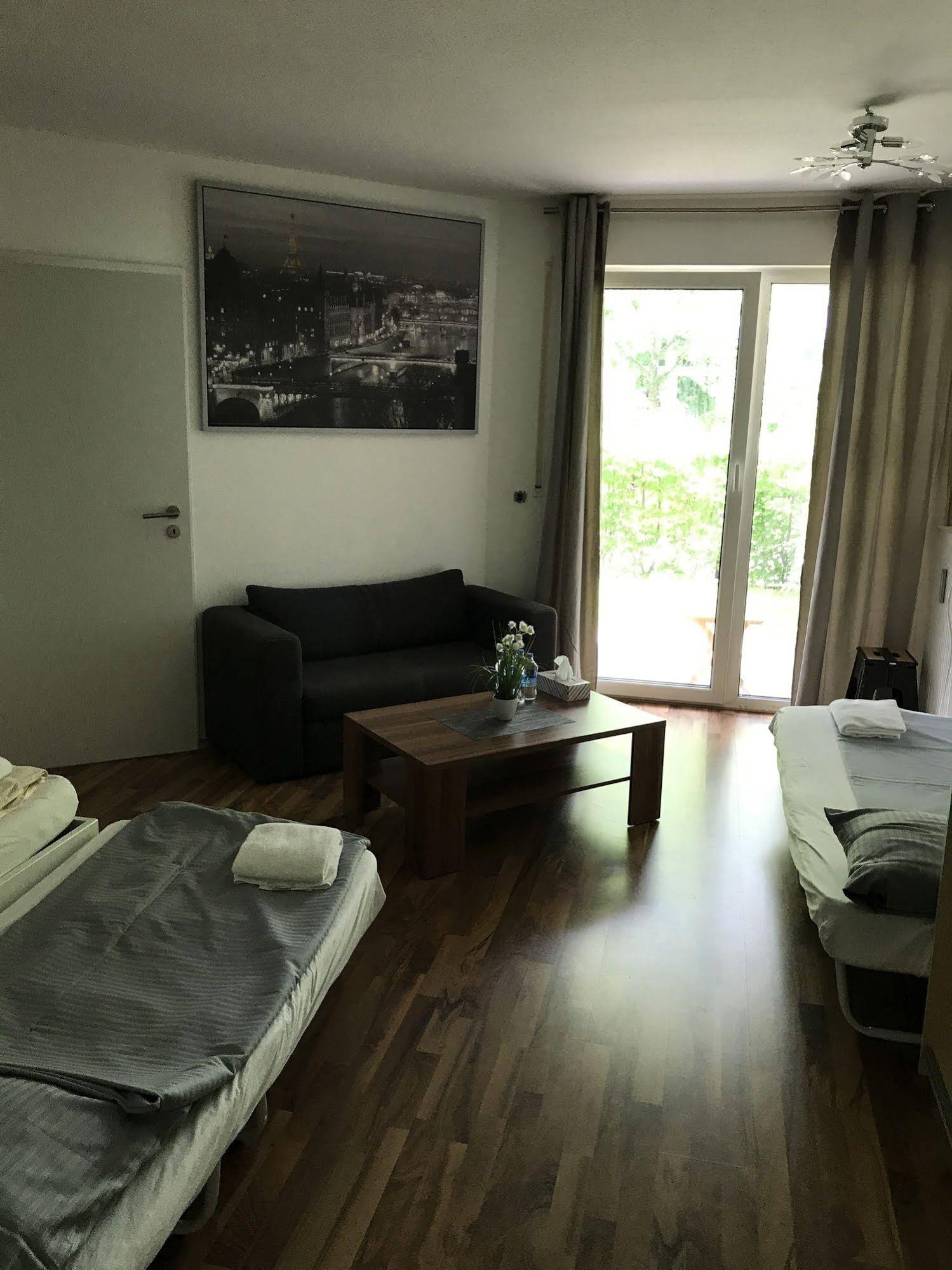 Kn Kahtan Boarding House