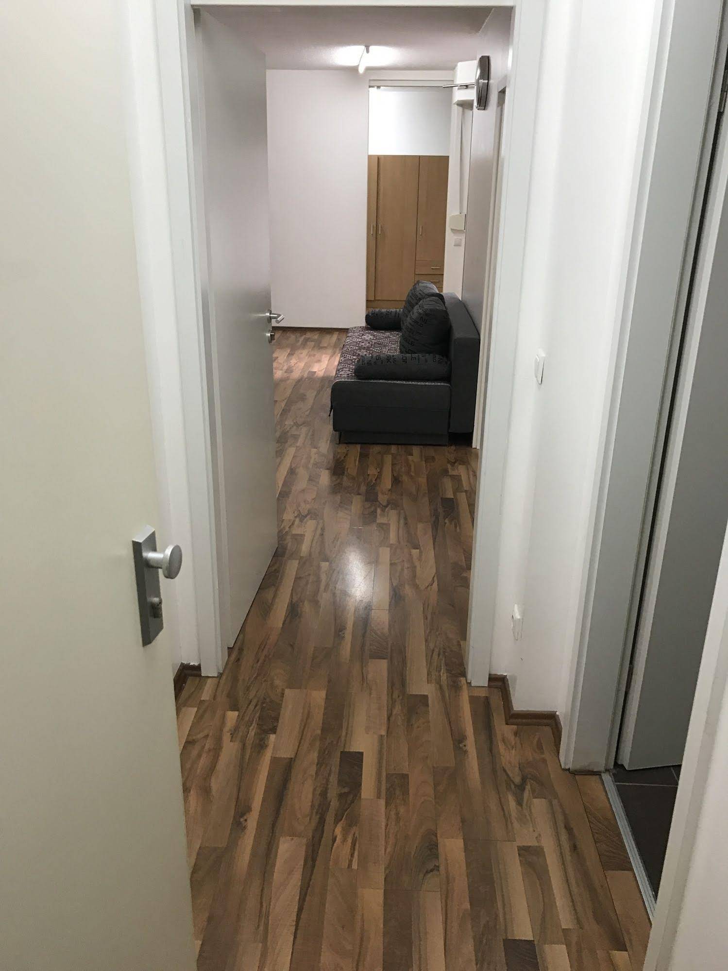 Kn Kahtan Boarding House