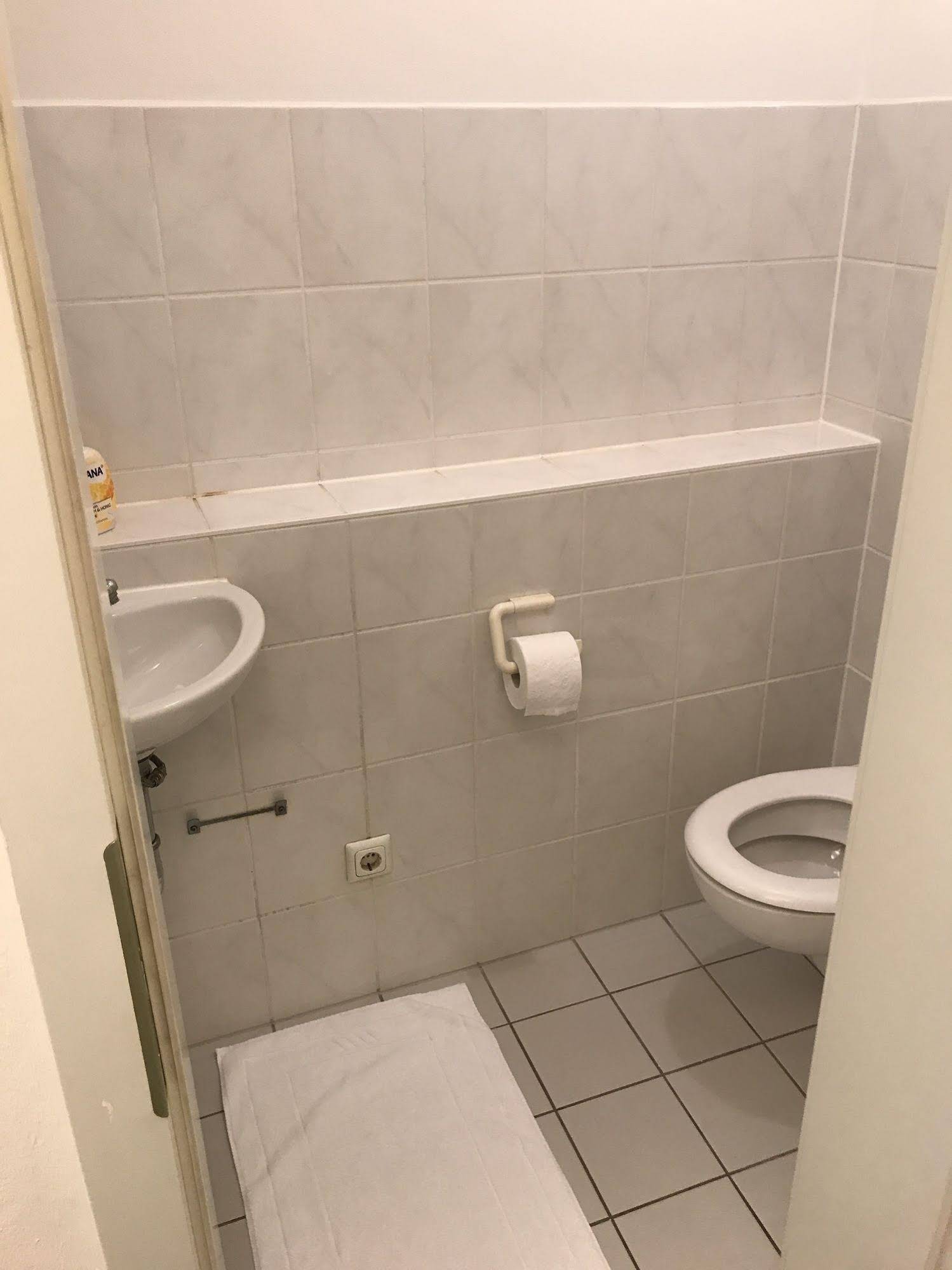 Kn Kahtan Boarding House