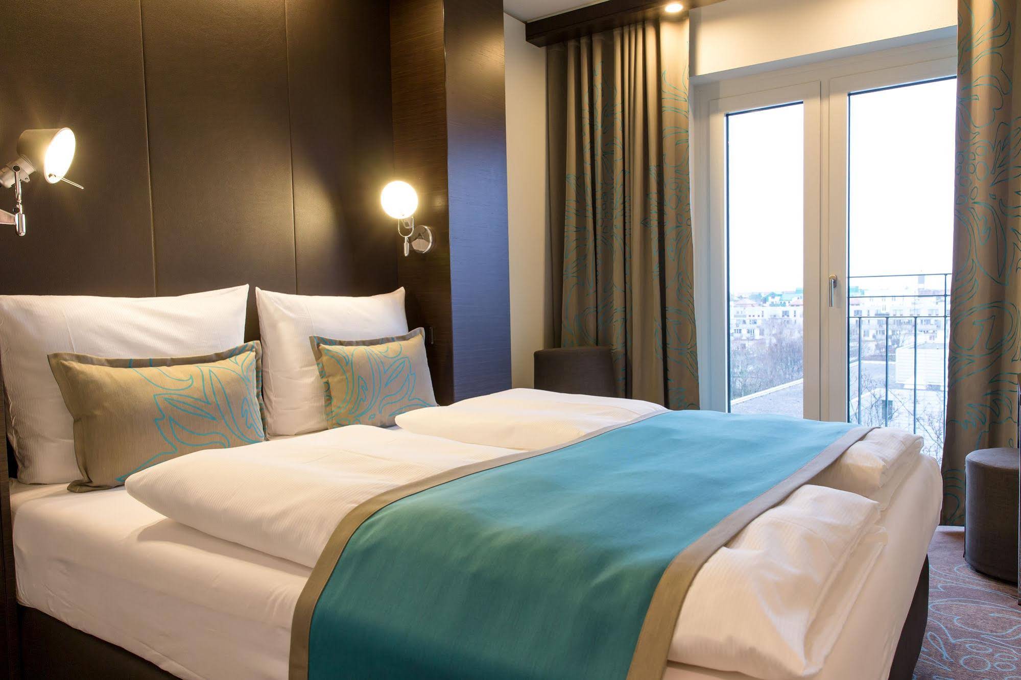 Motel One München-Olympia Gate