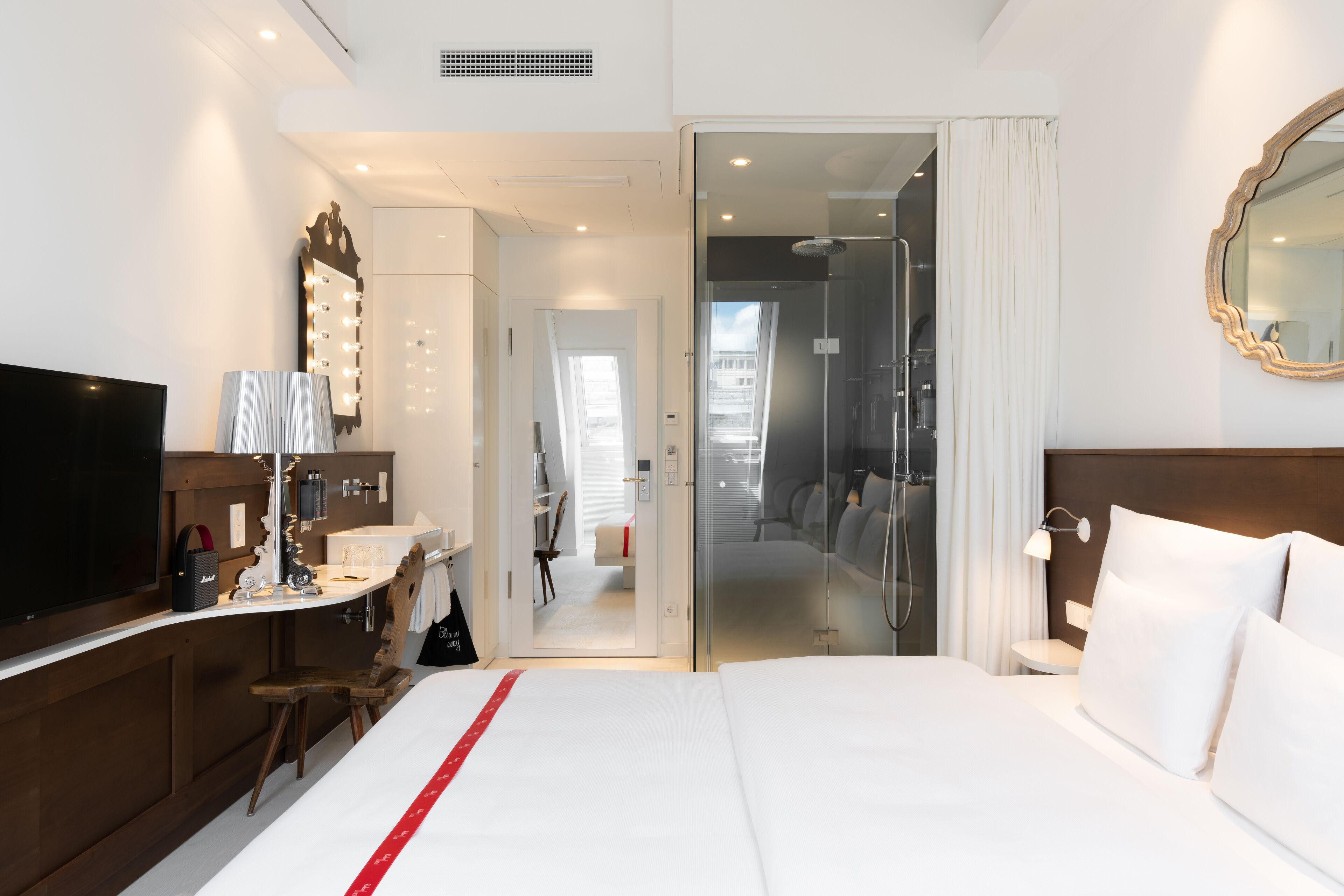 Ruby Rosi Hotel