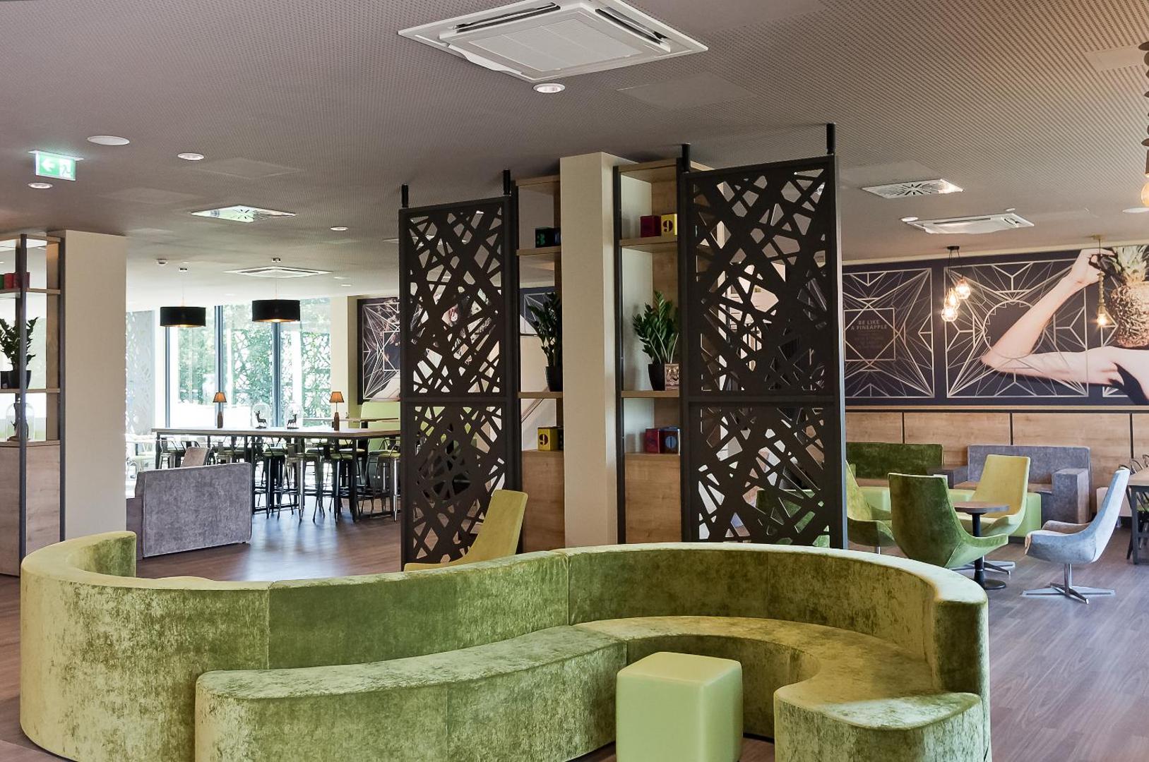 Super 8 by Wyndham Munich City North