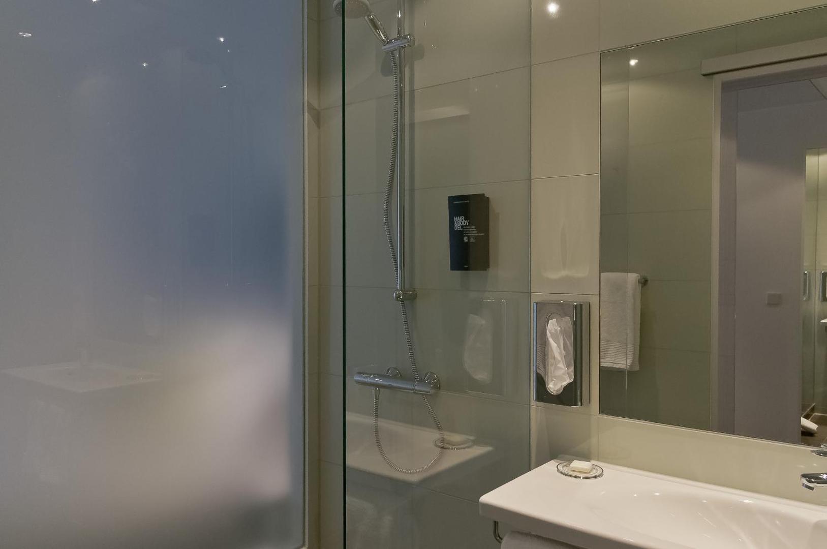 Super 8 by Wyndham Munich City North