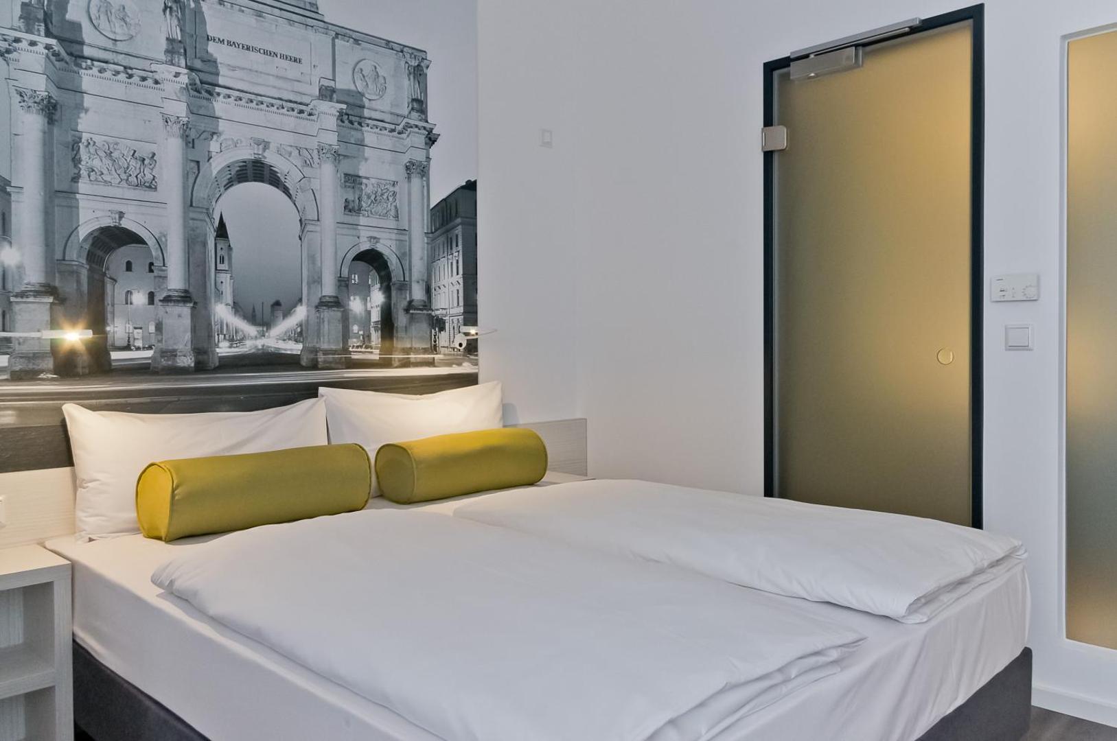 Super 8 by Wyndham Munich City North