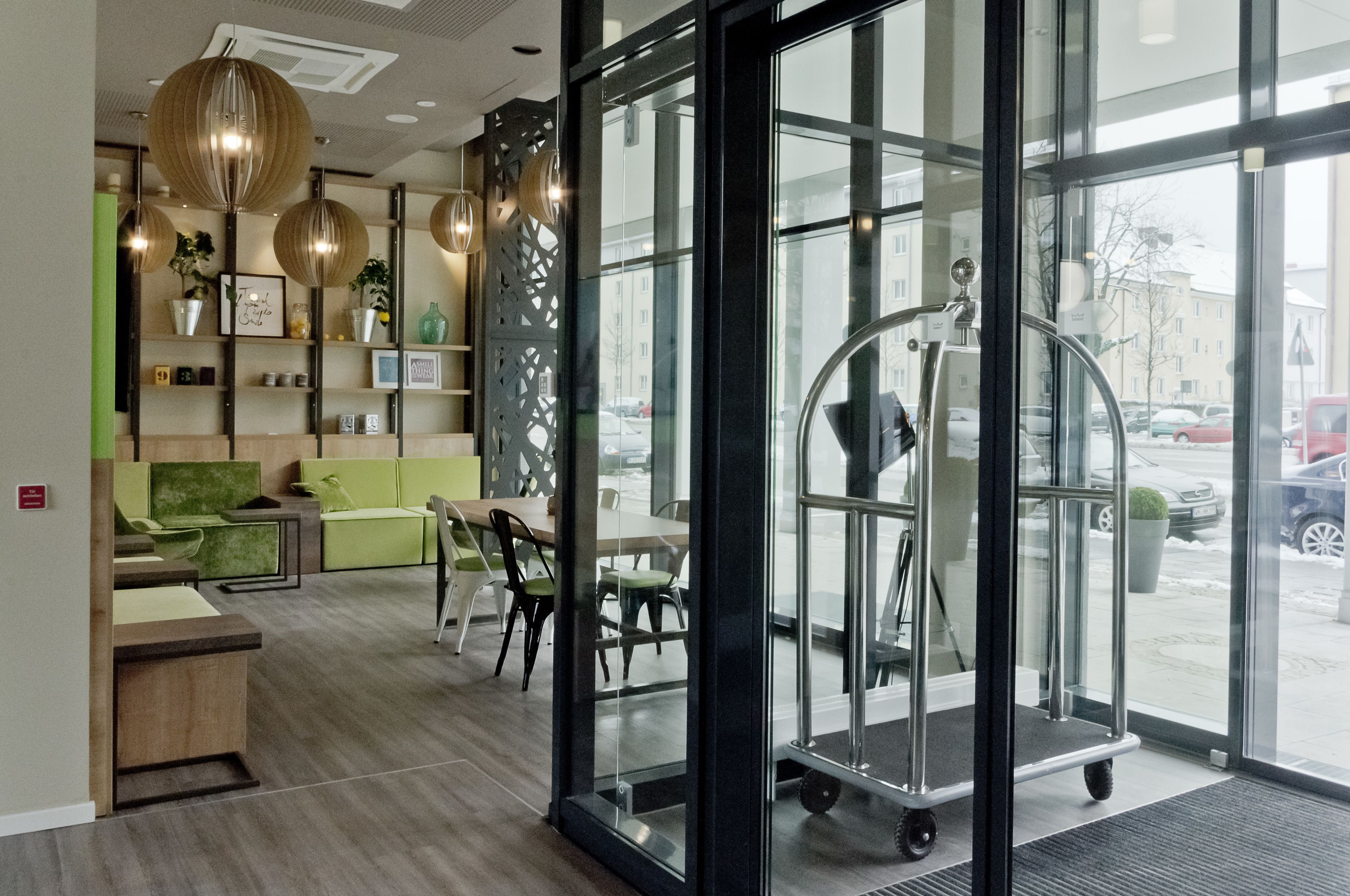 Super 8 by Wyndham Munich City West