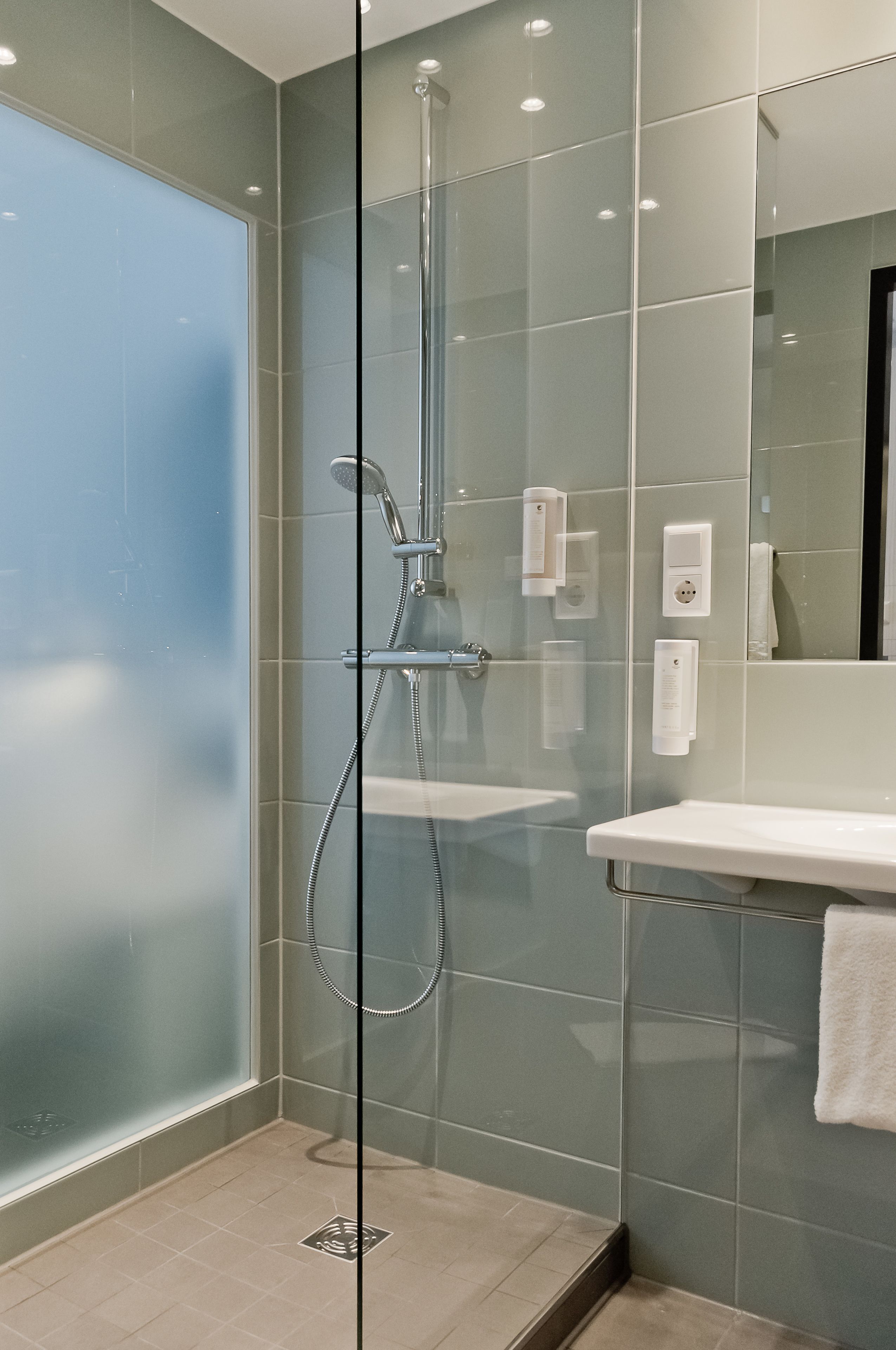 Super 8 by Wyndham Munich City West