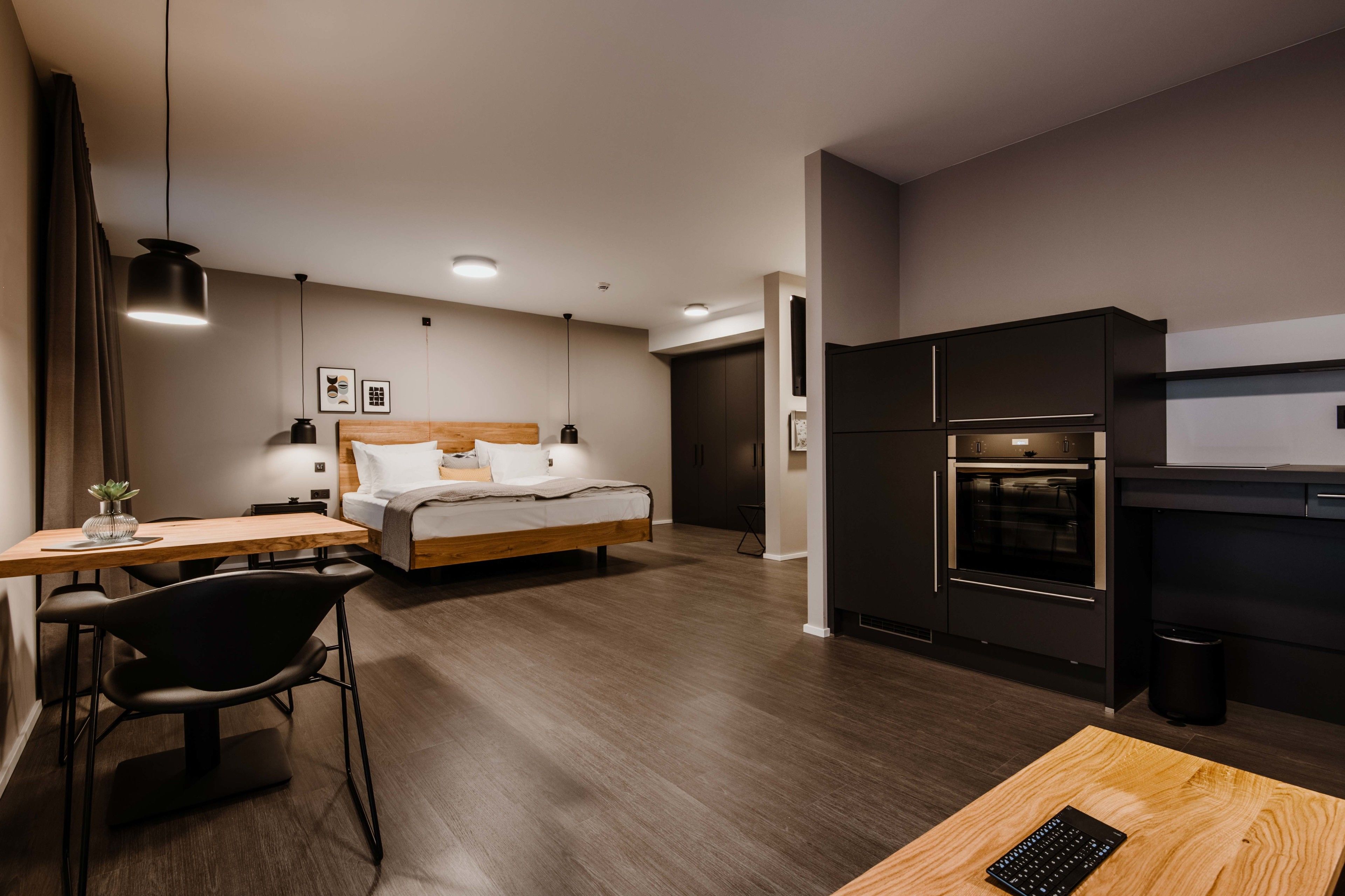 Timehouse Service Apartment