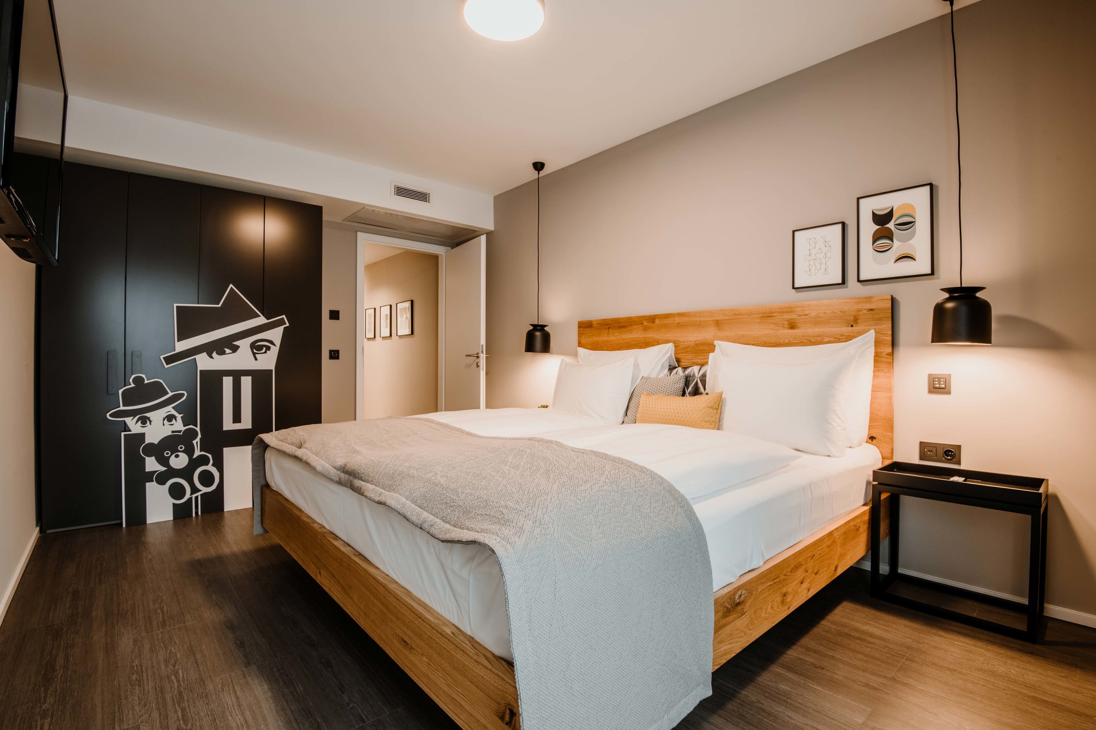 Timehouse Service Apartment