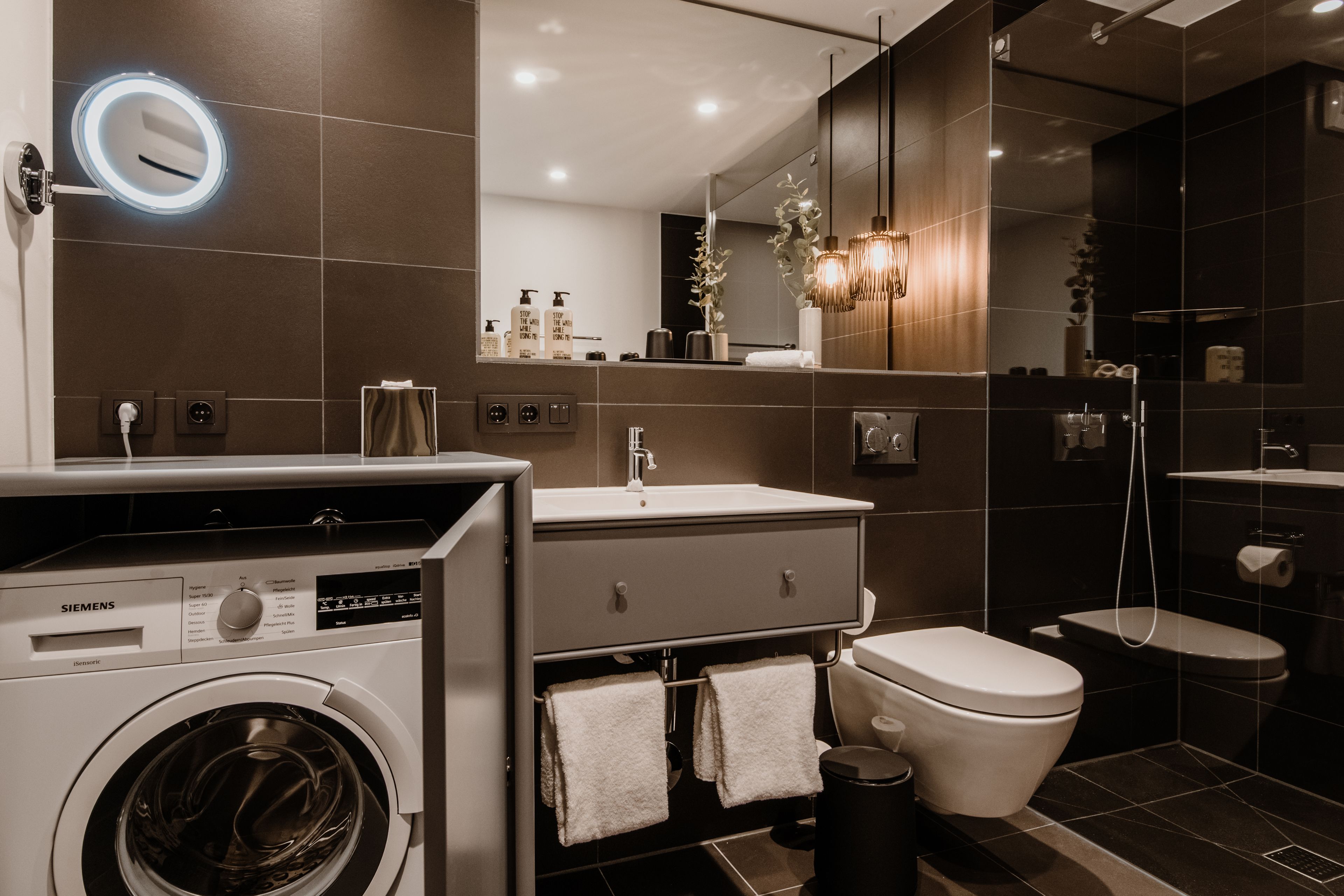 Timehouse Service Apartment