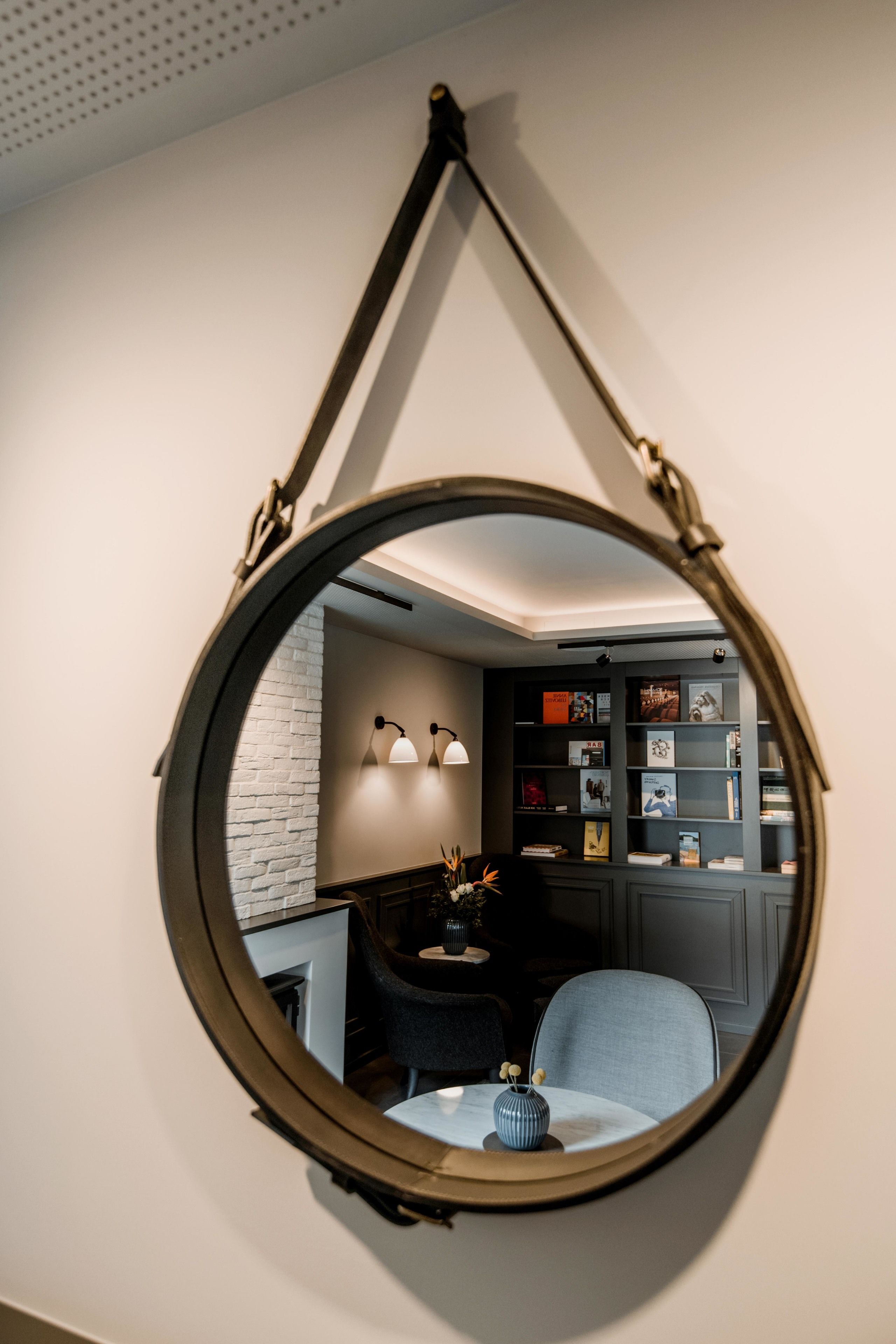Timehouse Service Apartment