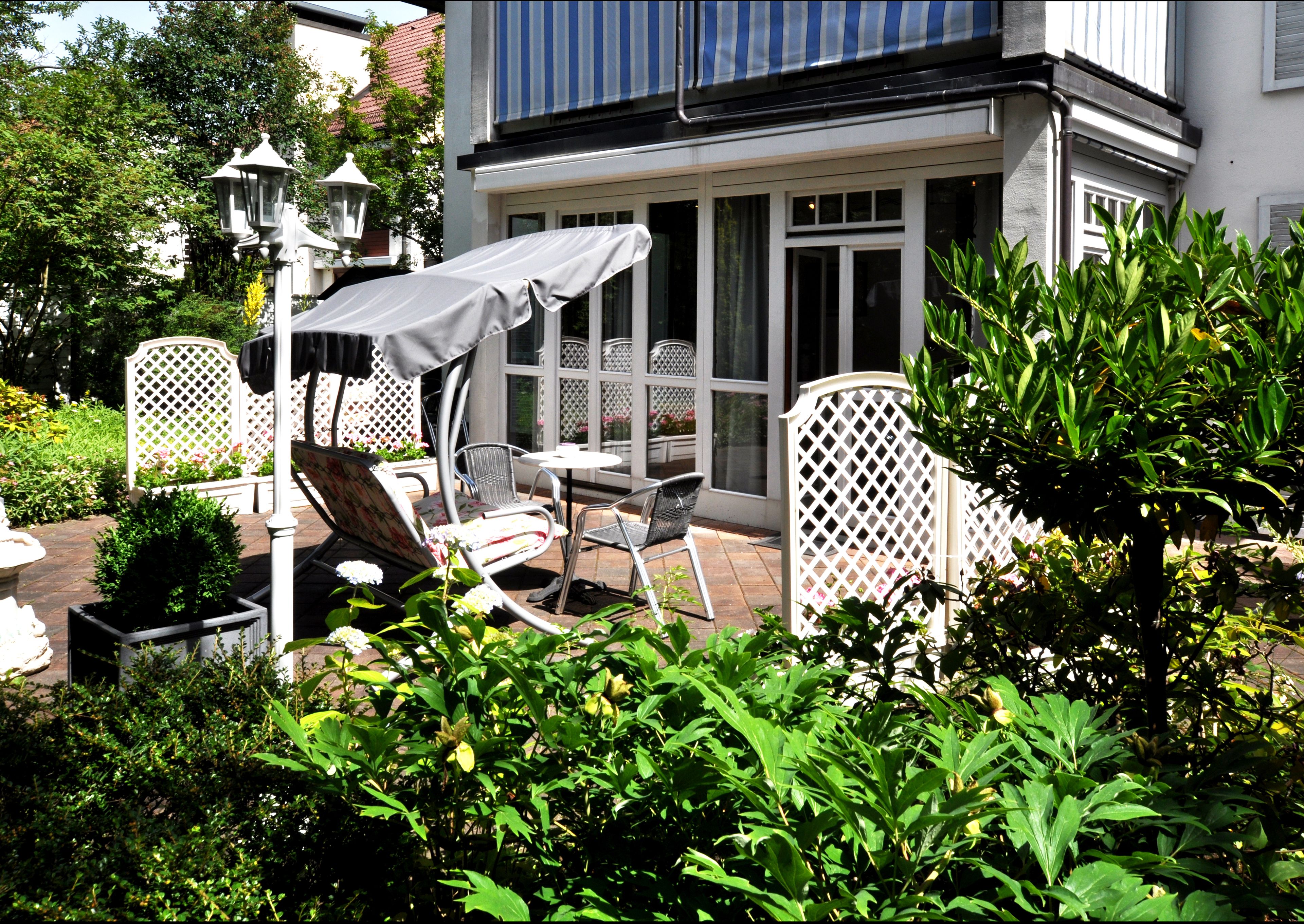 Villa Waldperlach by Blattl