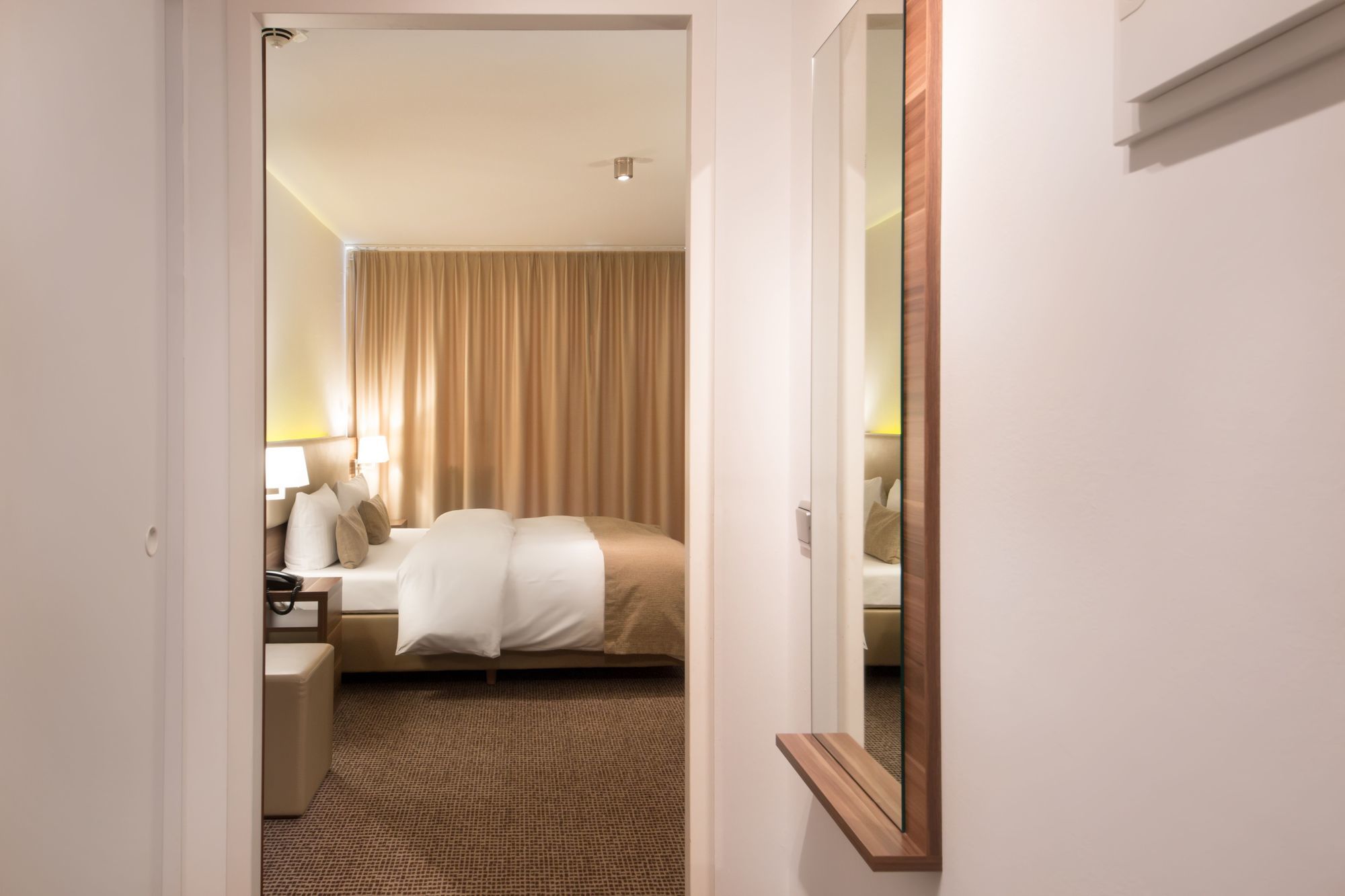 Vi Vadi Hotel Downtown Munich