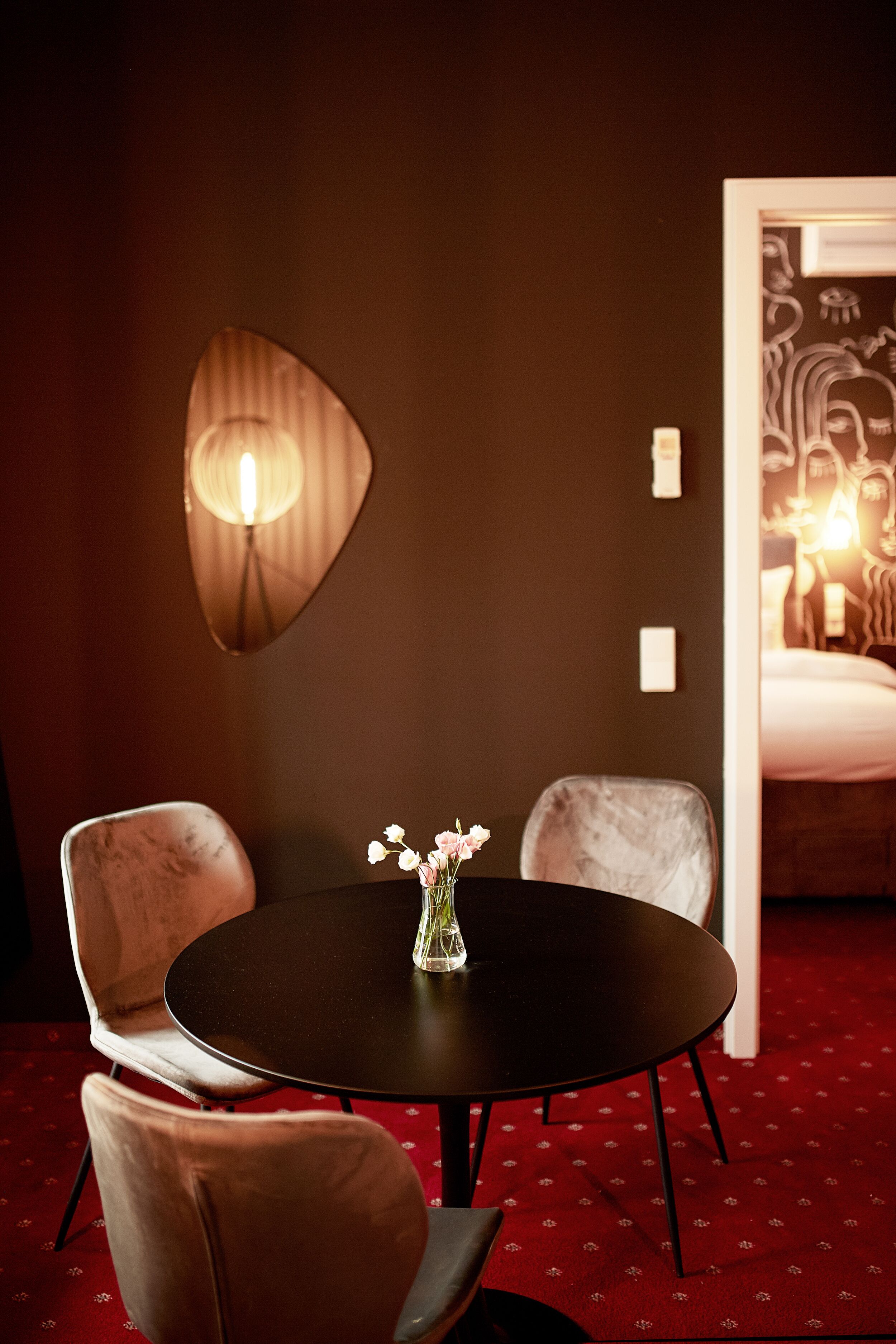 Wdrei Hotel