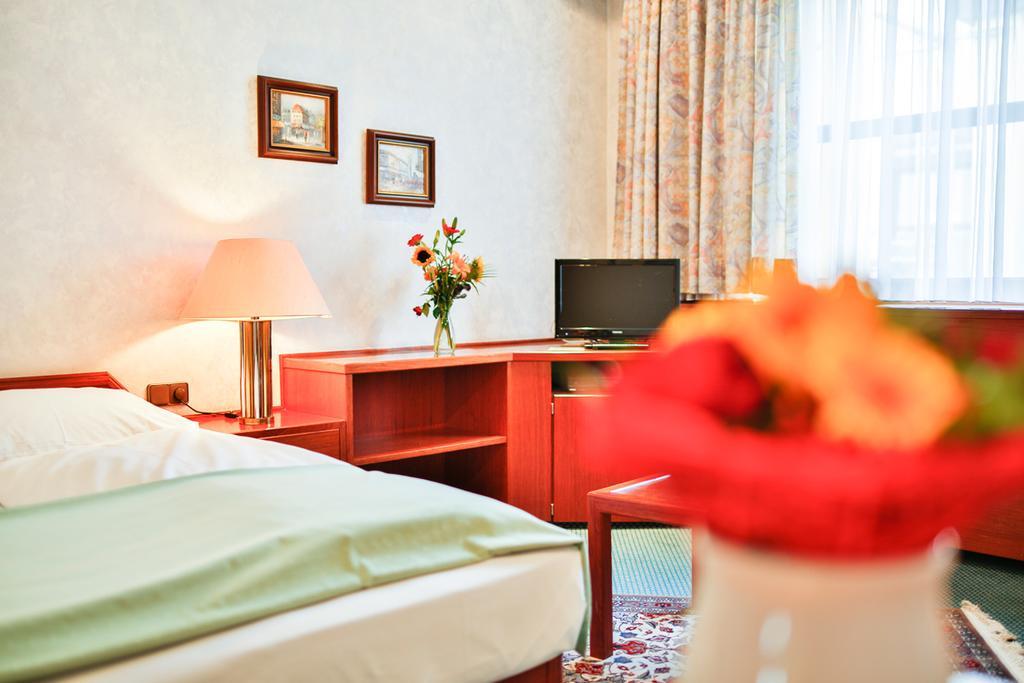 Best Living Arotel Nürnberg