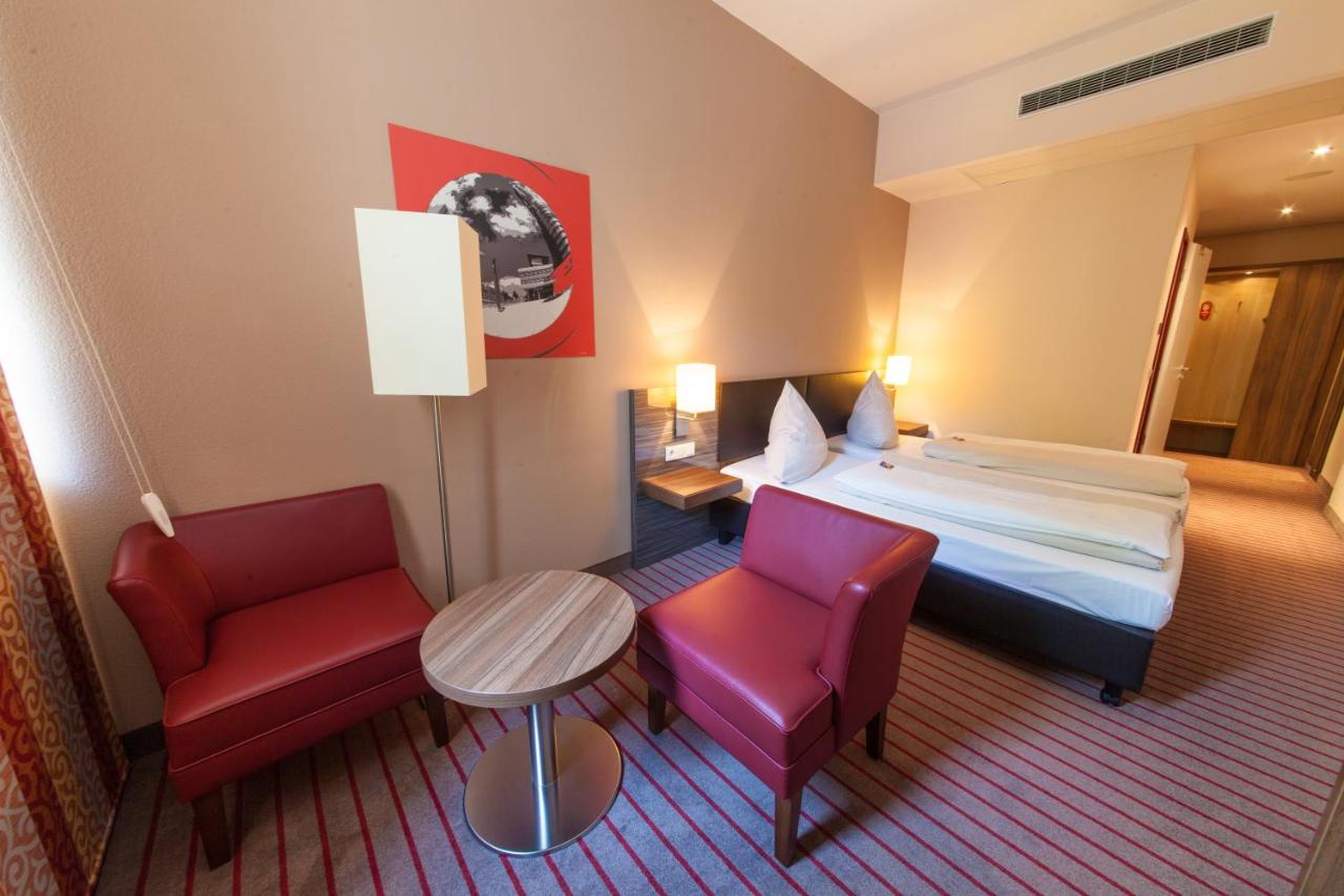 NOVINA HOTEL Tillypark