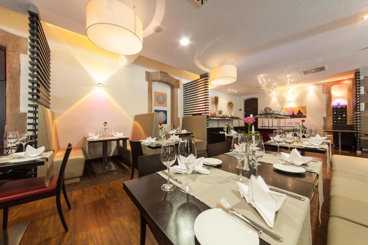 NOVINA HOTEL Tillypark