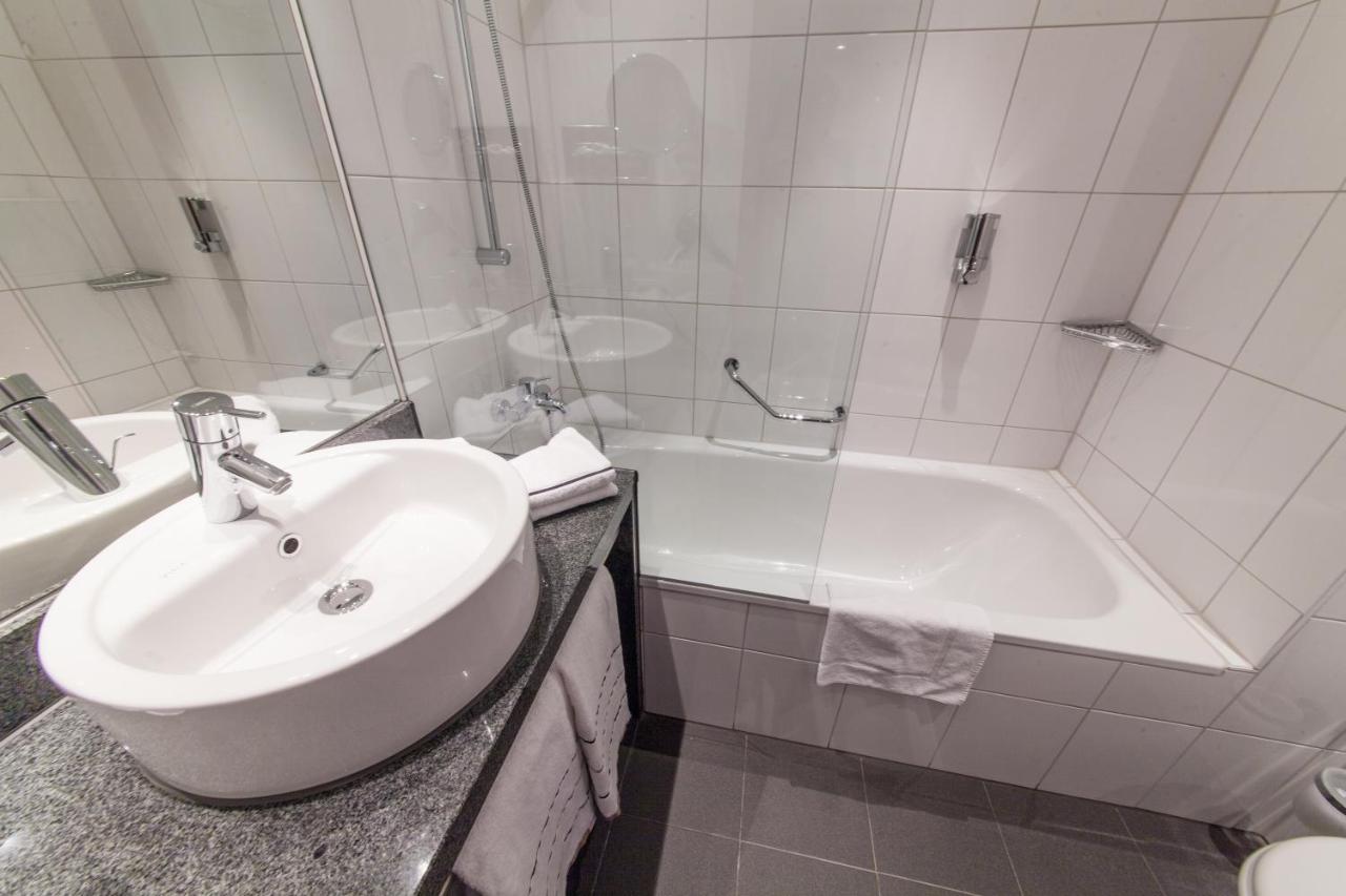 NOVINA HOTEL Tillypark