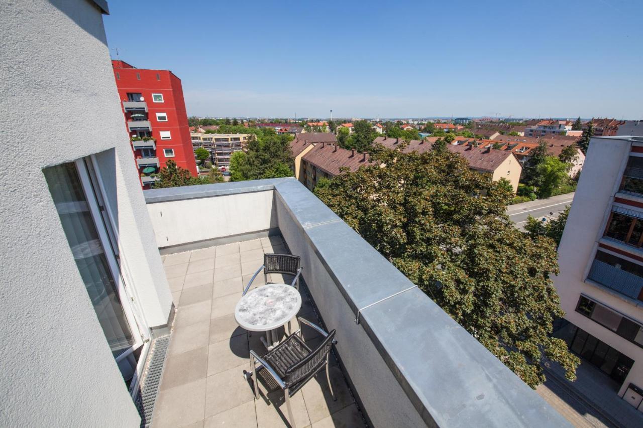 NOVINA HOTEL Tillypark