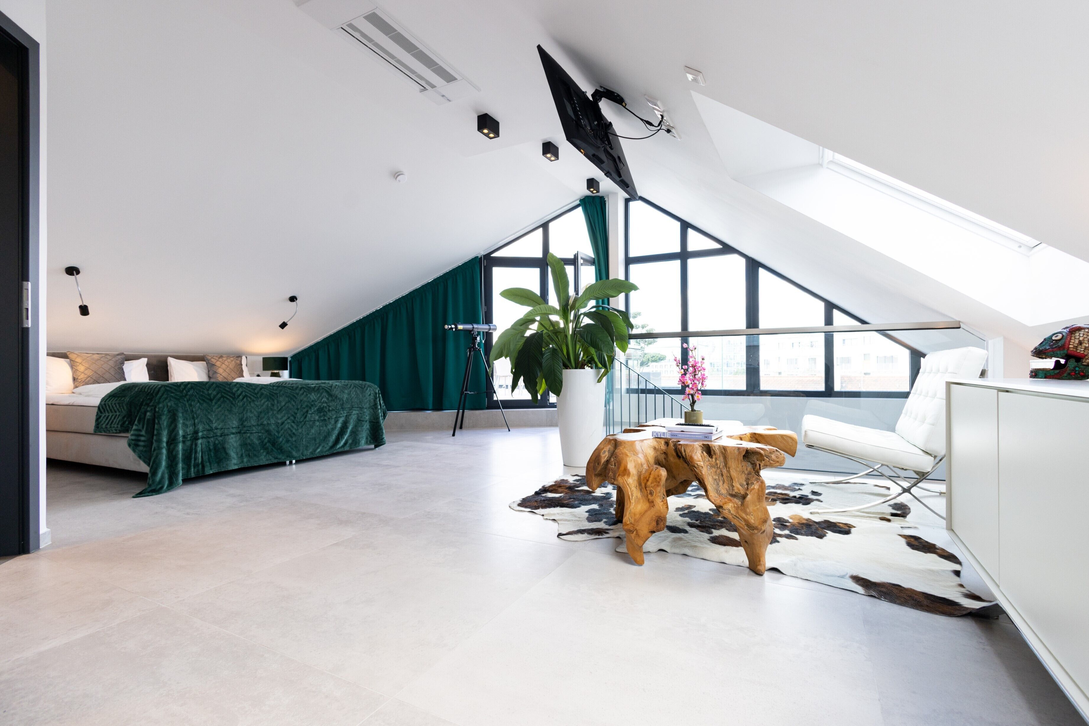 The Penthouse At Eco Smart Apartments