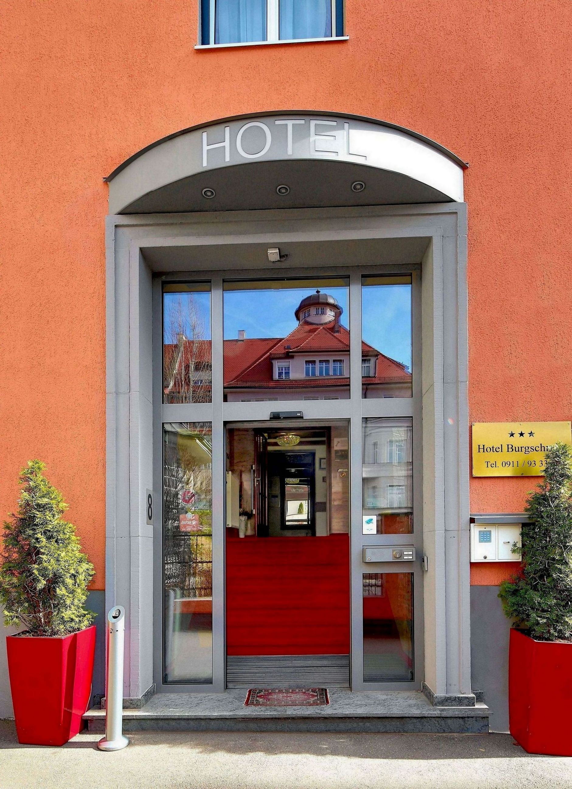 Tiptop Hotel Burgschmiet