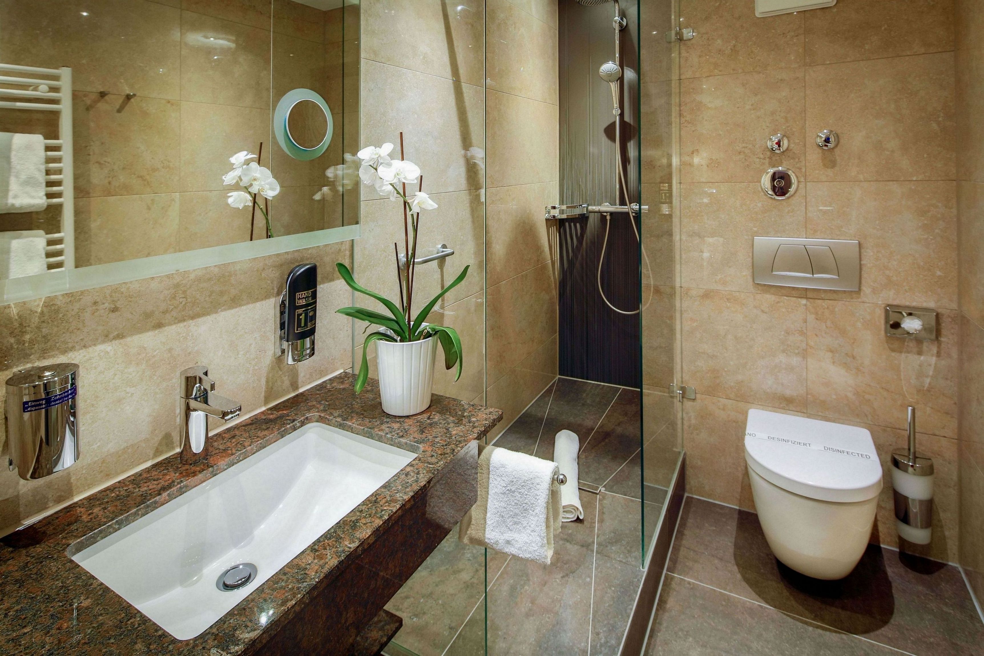 Tiptop Hotel Burgschmiet