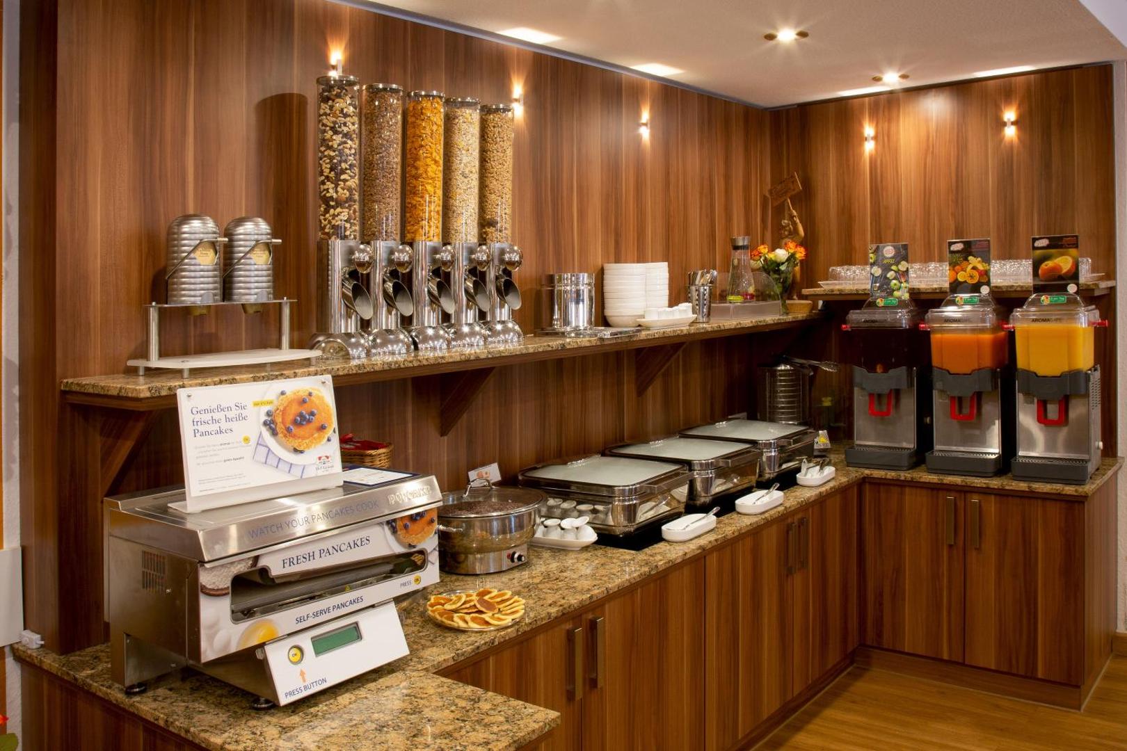 Tiptop Hotel Burgschmiet