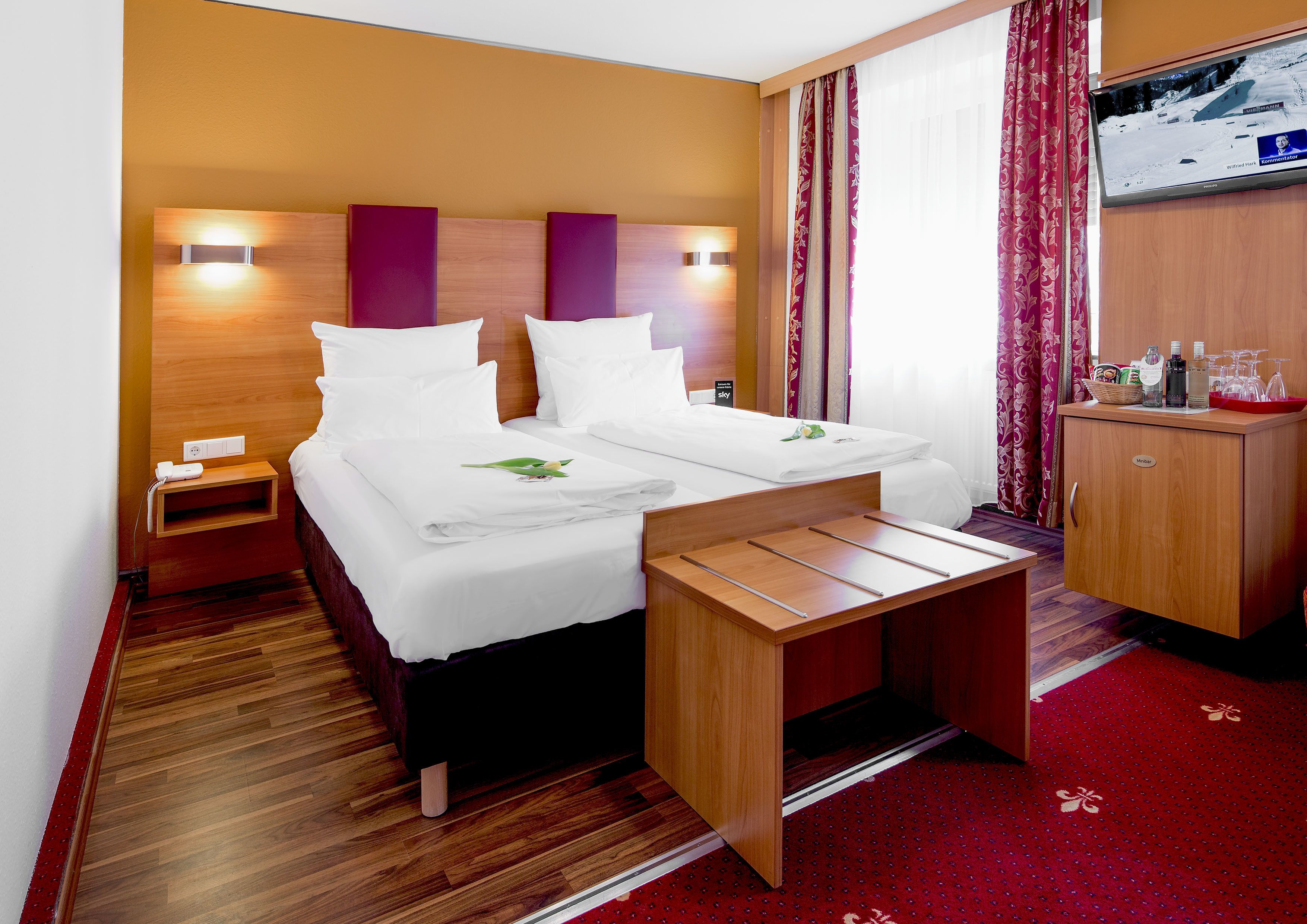 Tiptop Hotel Burgschmiet