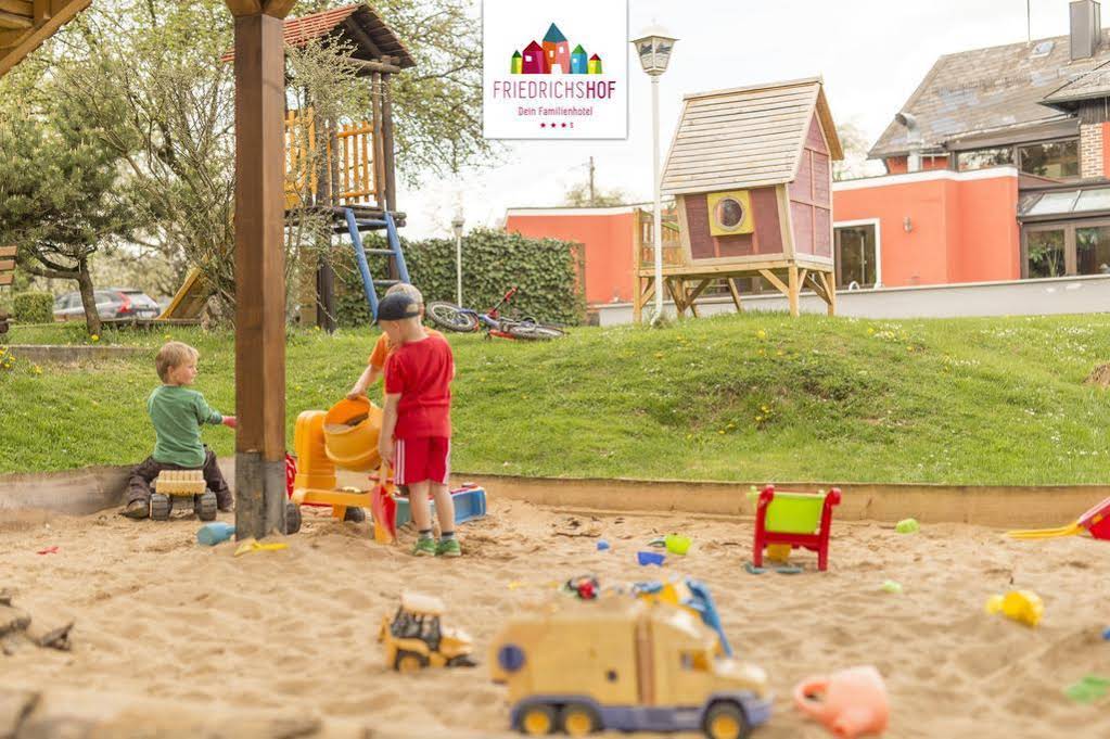 Familienhotel Friedrichshof