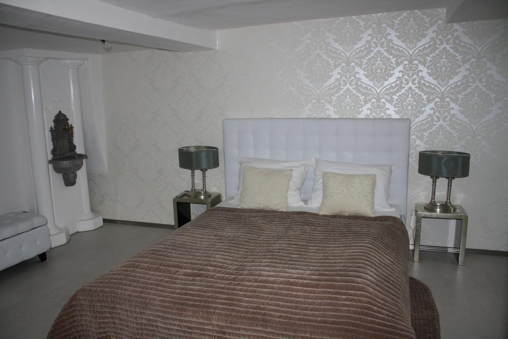 Hotel Elements