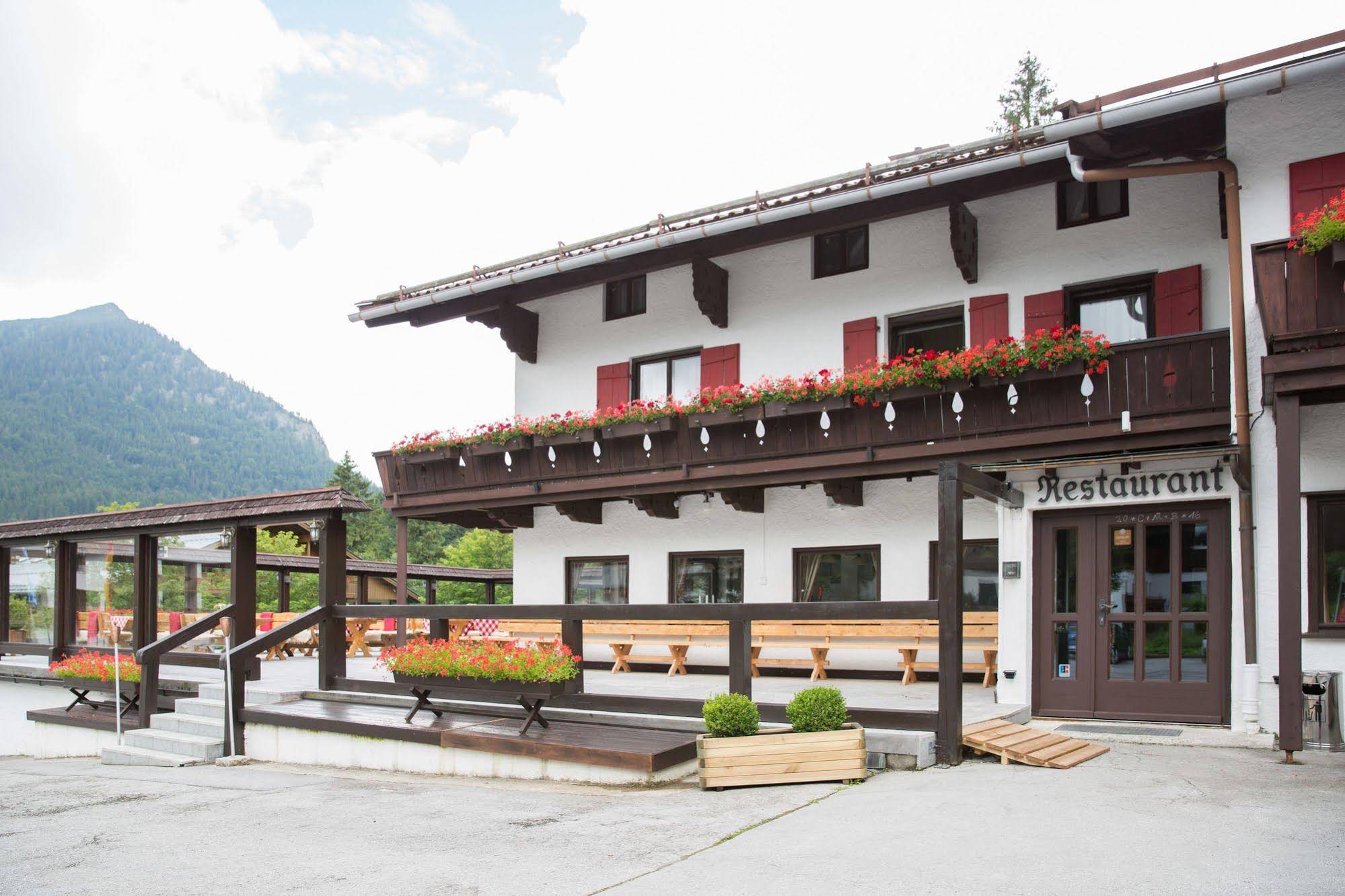 Hotel Gundl Alm