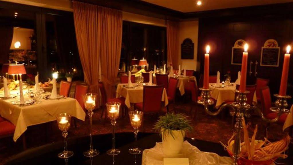 Hotel Holl