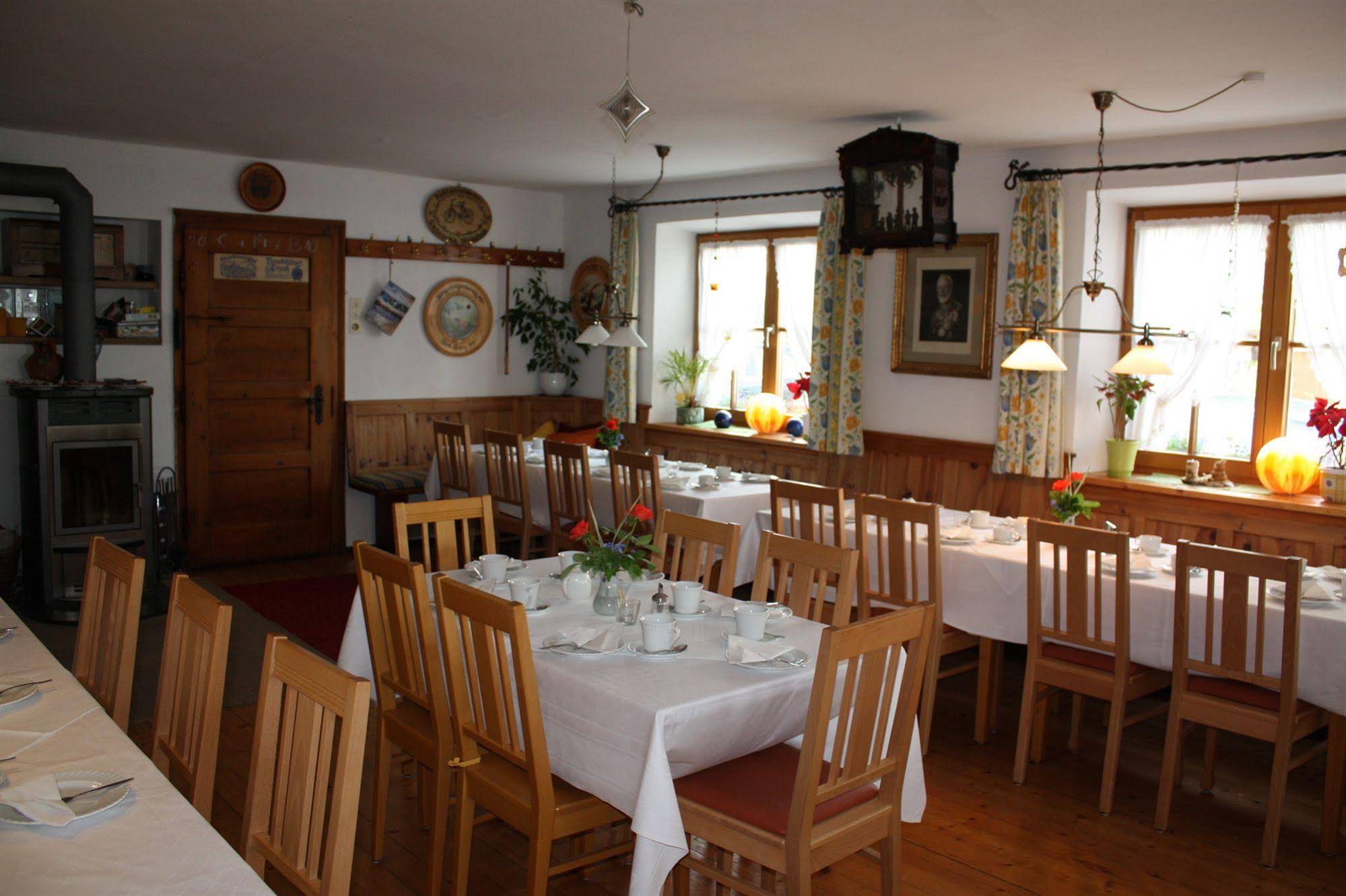 Landhotel & Gasthof Zur Post