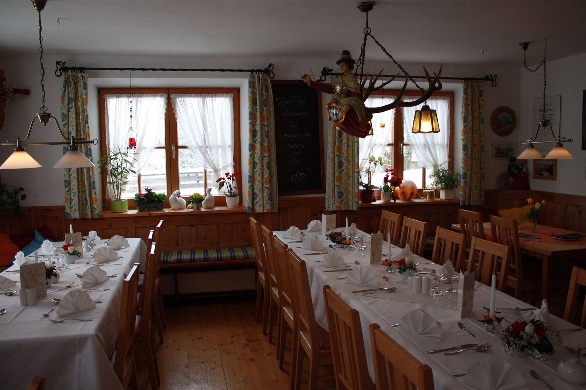 Landhotel & Gasthof Zur Post