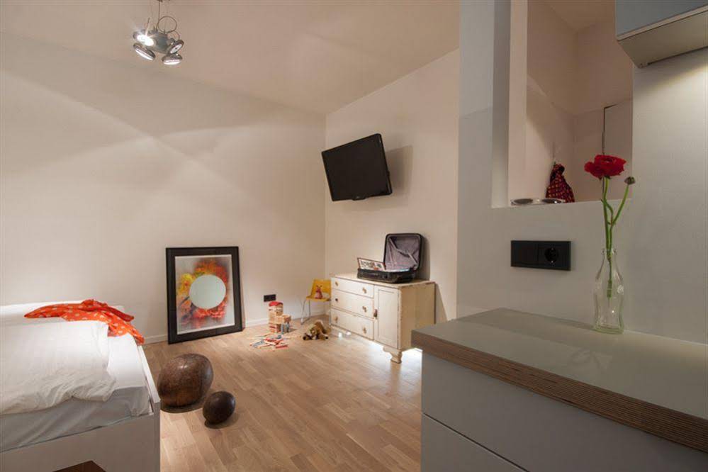 Room for Rent Aparthotel