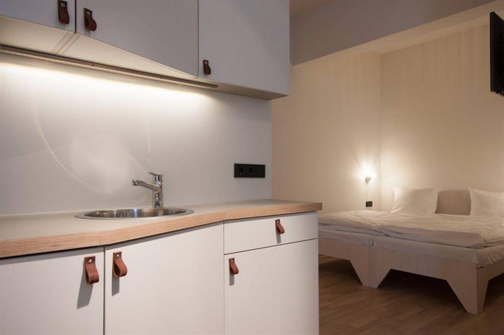 Room for Rent Aparthotel