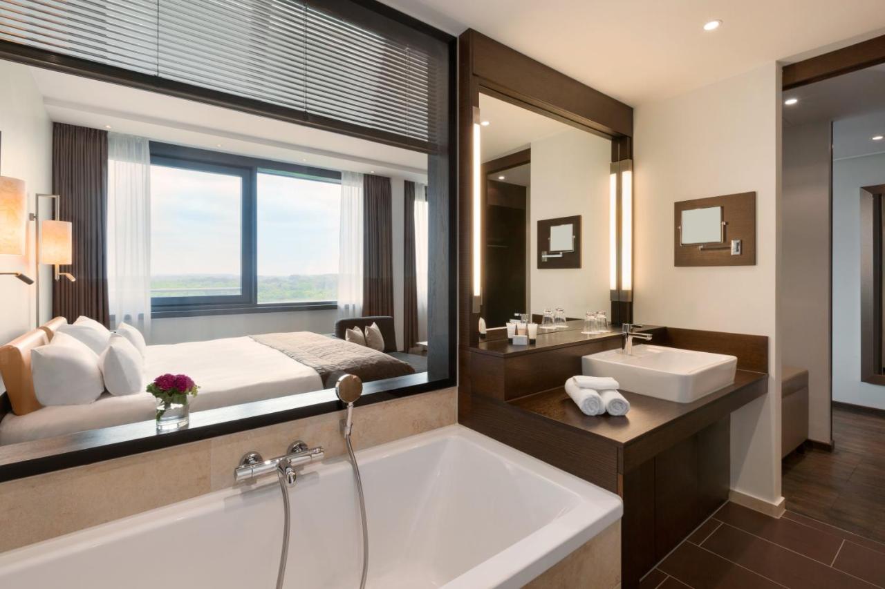 Infinity Hotel & Conference Resort Munich