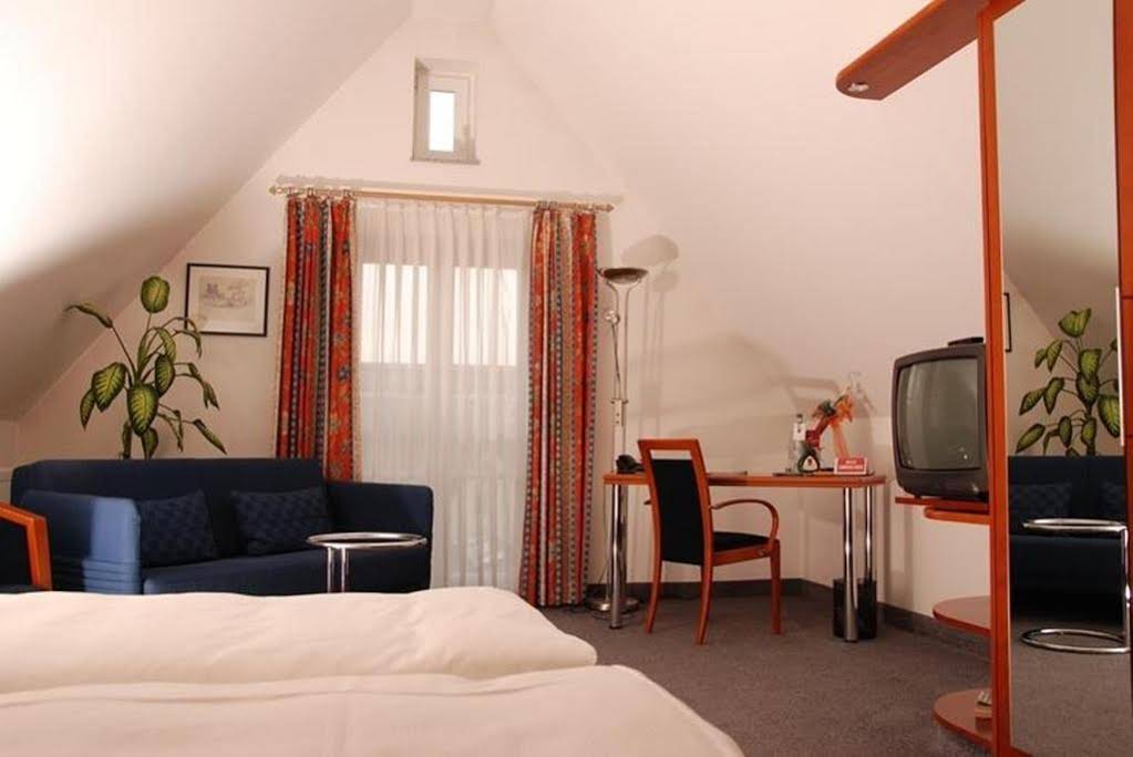 Hotel-Cafe Müller