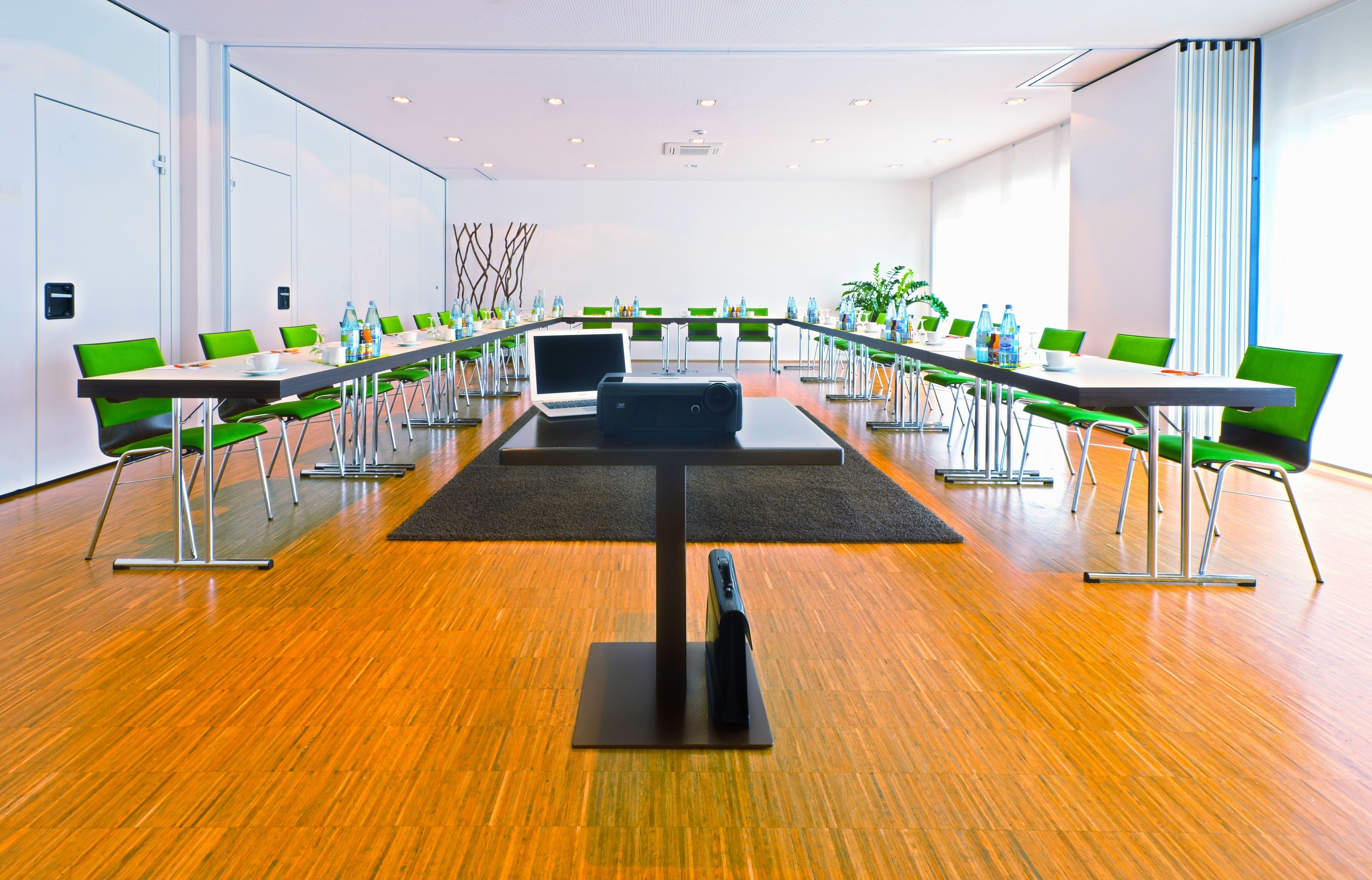 Acantus Hotel & Apartment