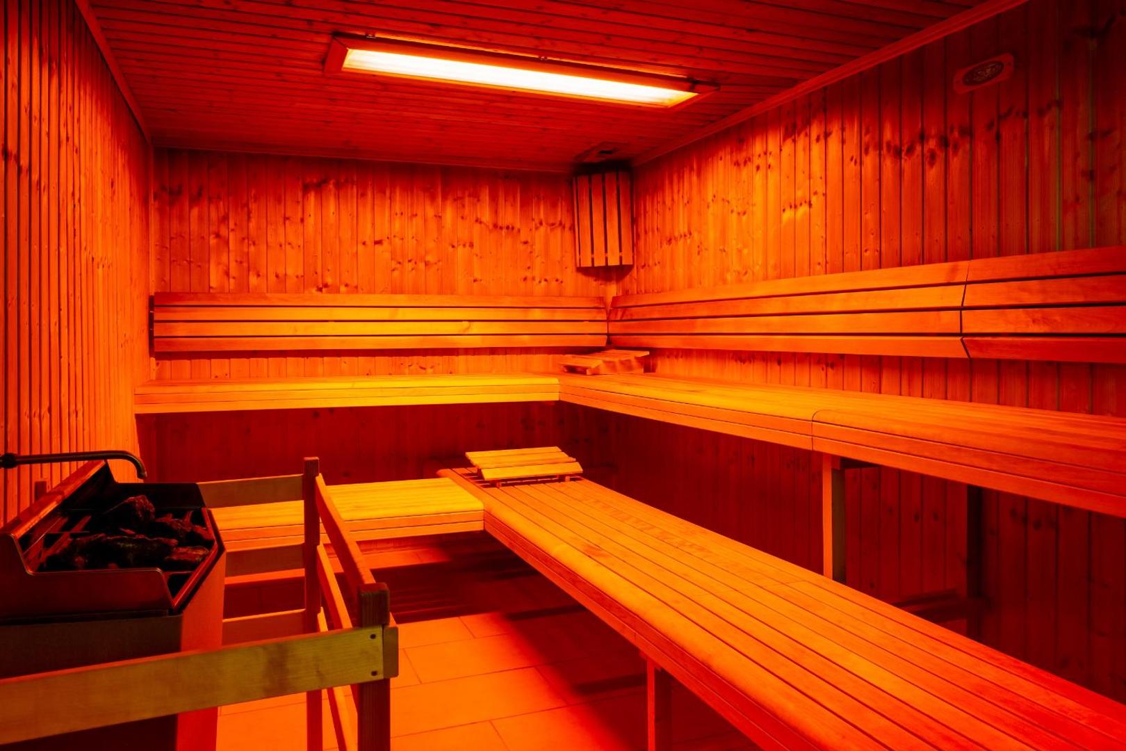 Acantus Hotel & Apartment