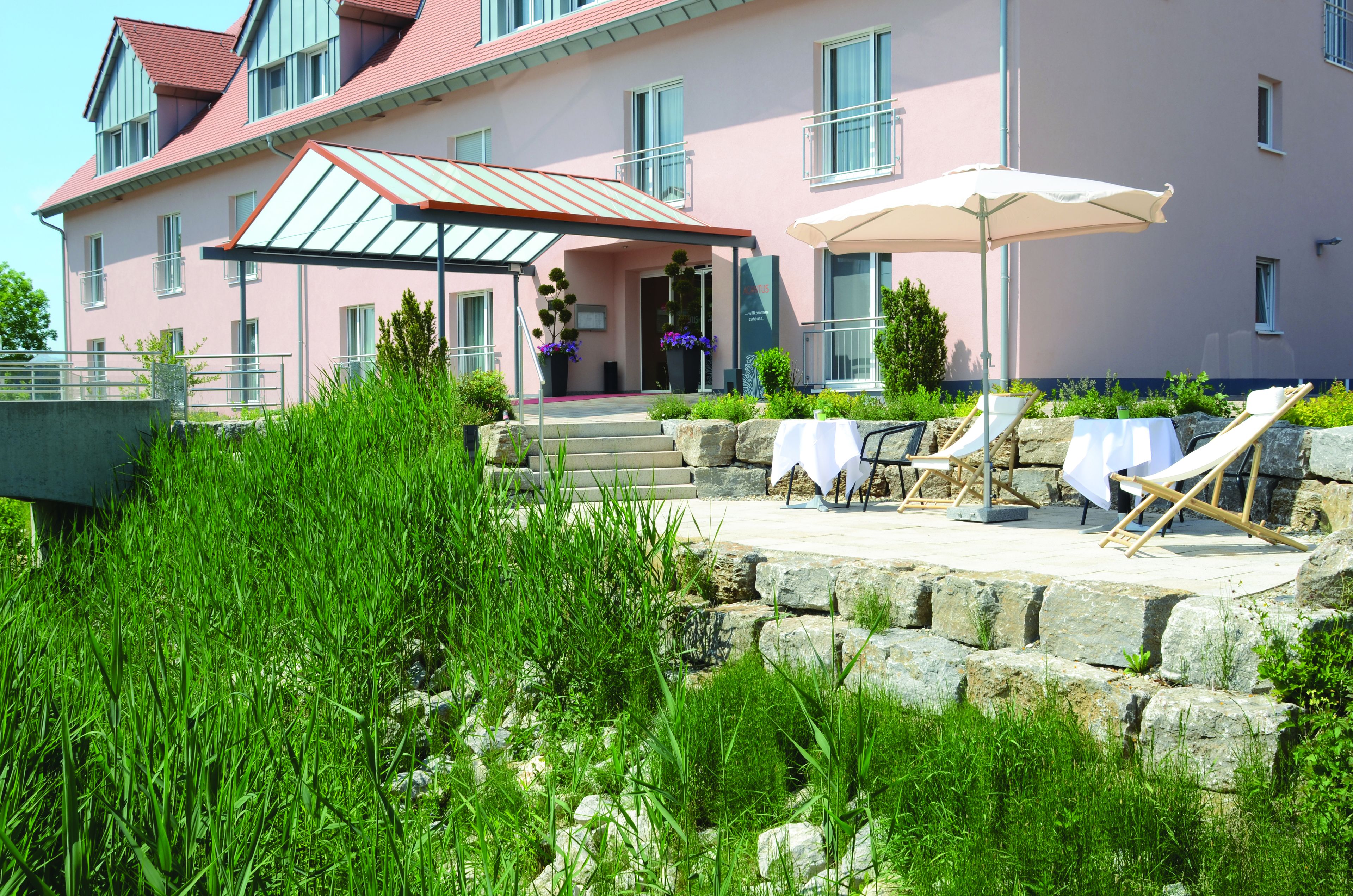 Acantus Hotel & Apartment