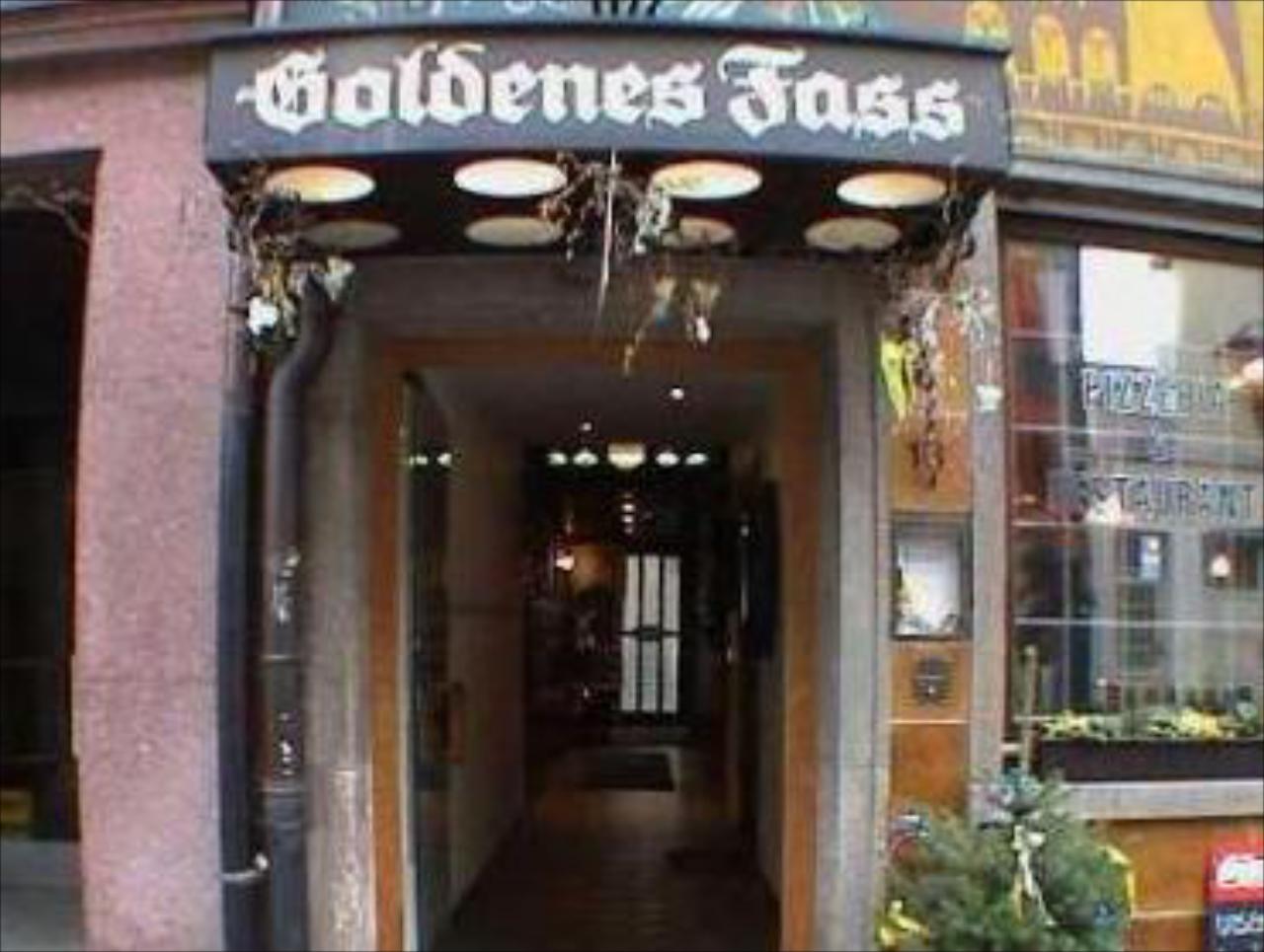 Goldenes Fass