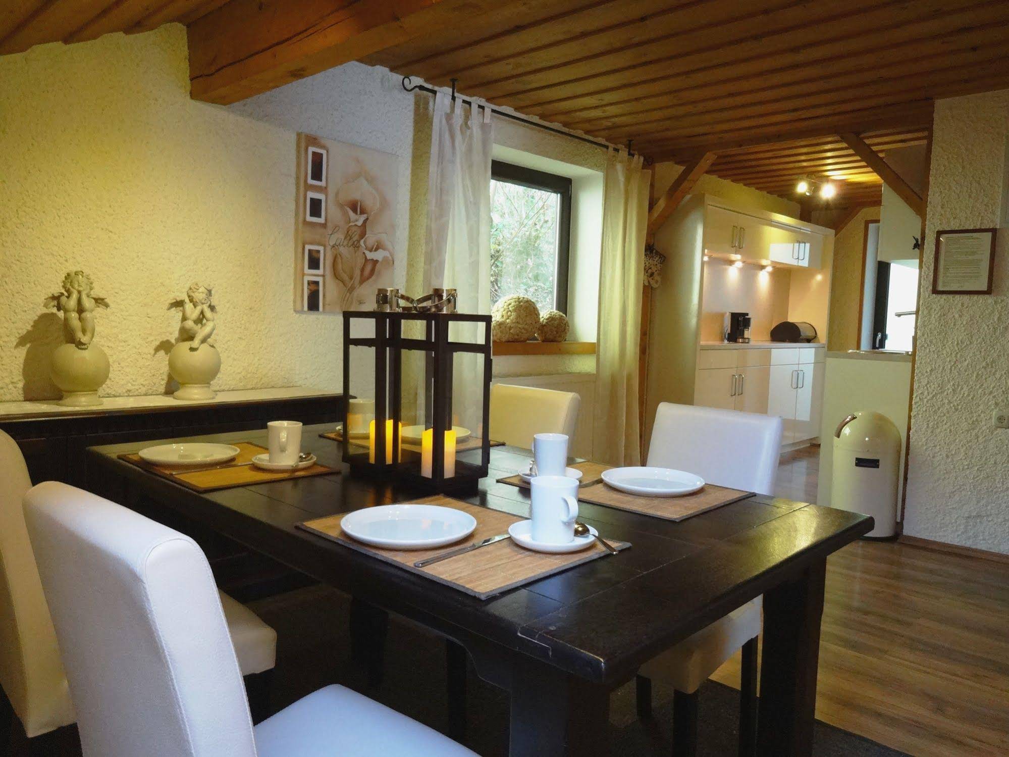 Villa Montara Bed & Breakfast