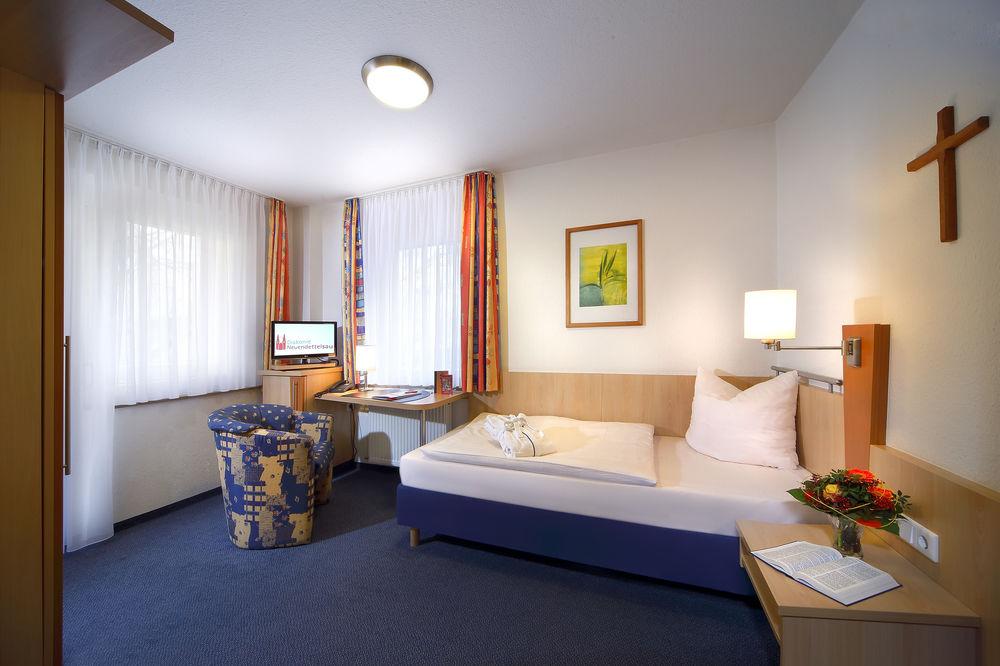 DiaLog-Hotel