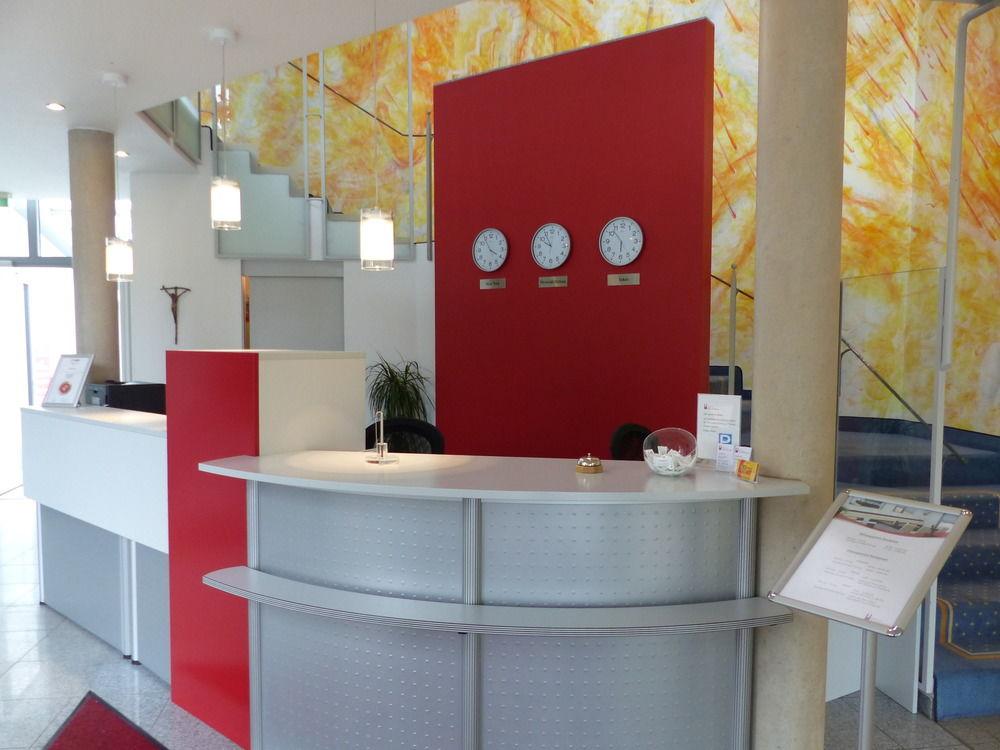 DiaLog-Hotel