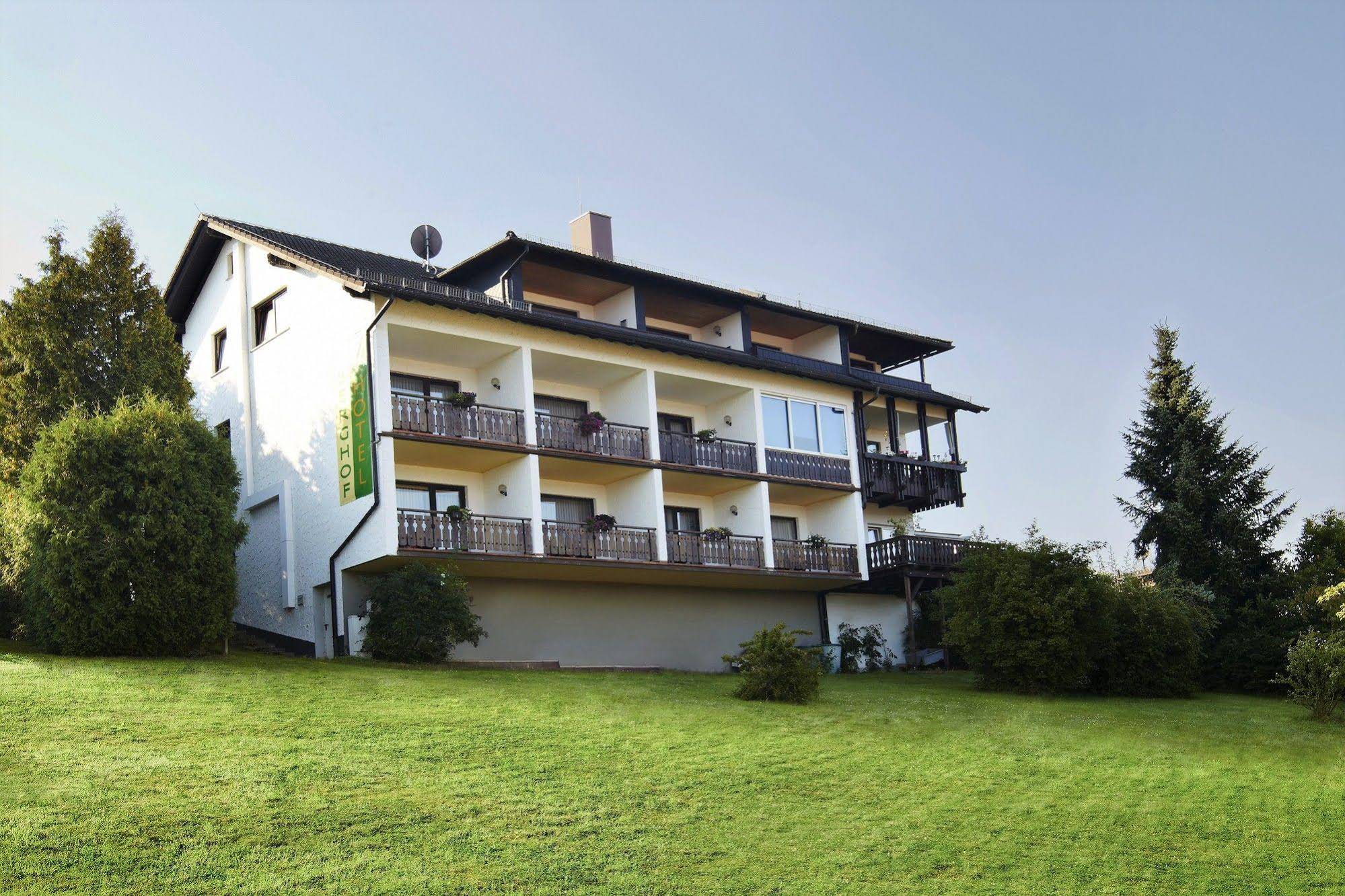 Land-gut-Hotel Berghof