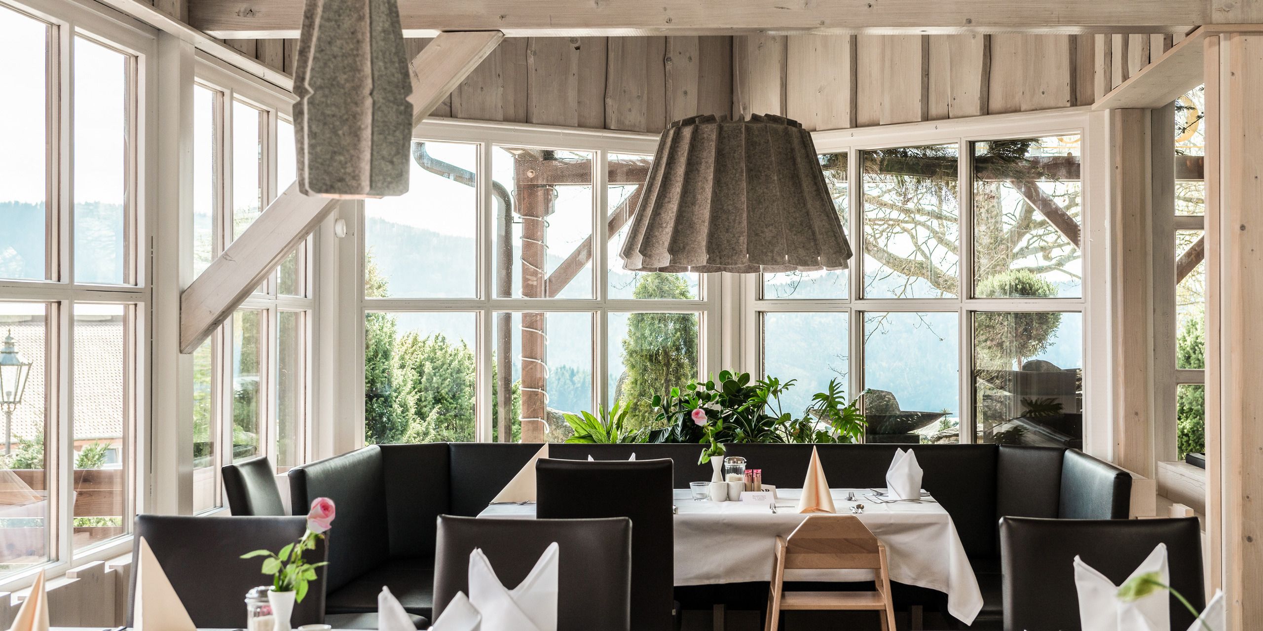 ULRICHSHOF Nature • Family • Design