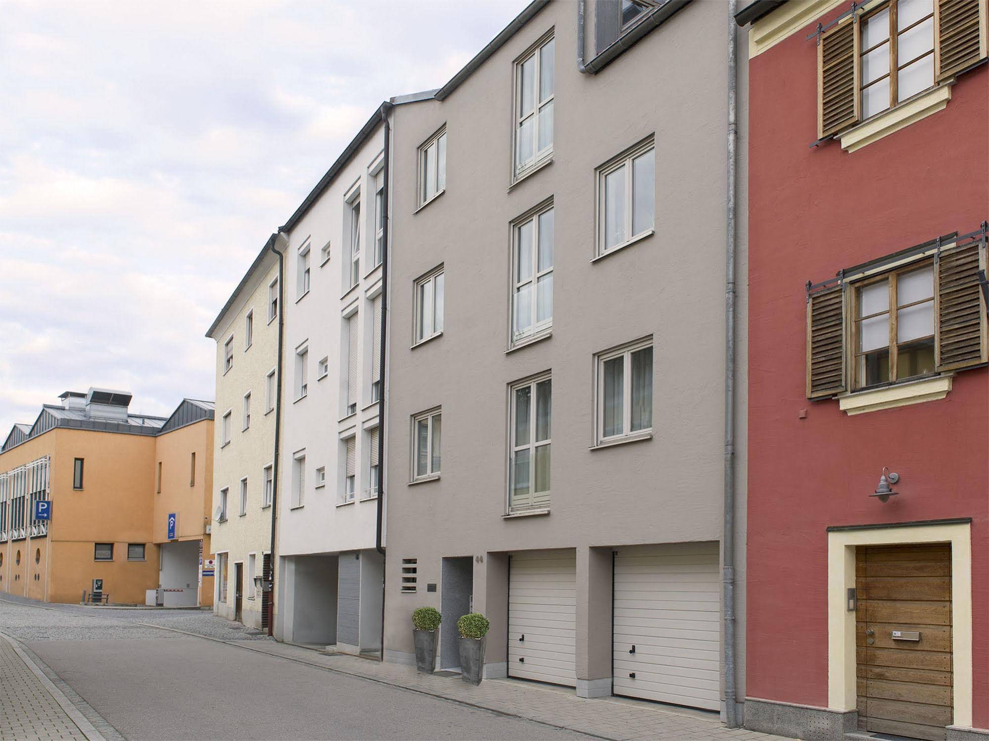 Donau Lodge Boardinghouse Straubing