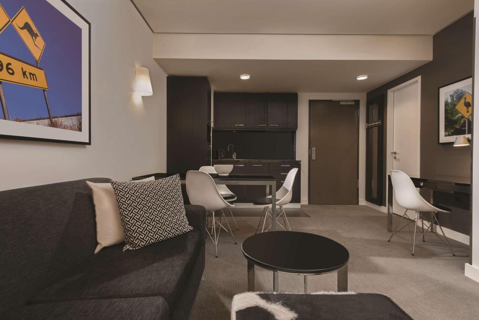 Adina Apartment Hotel Berlin Hackescher Markt