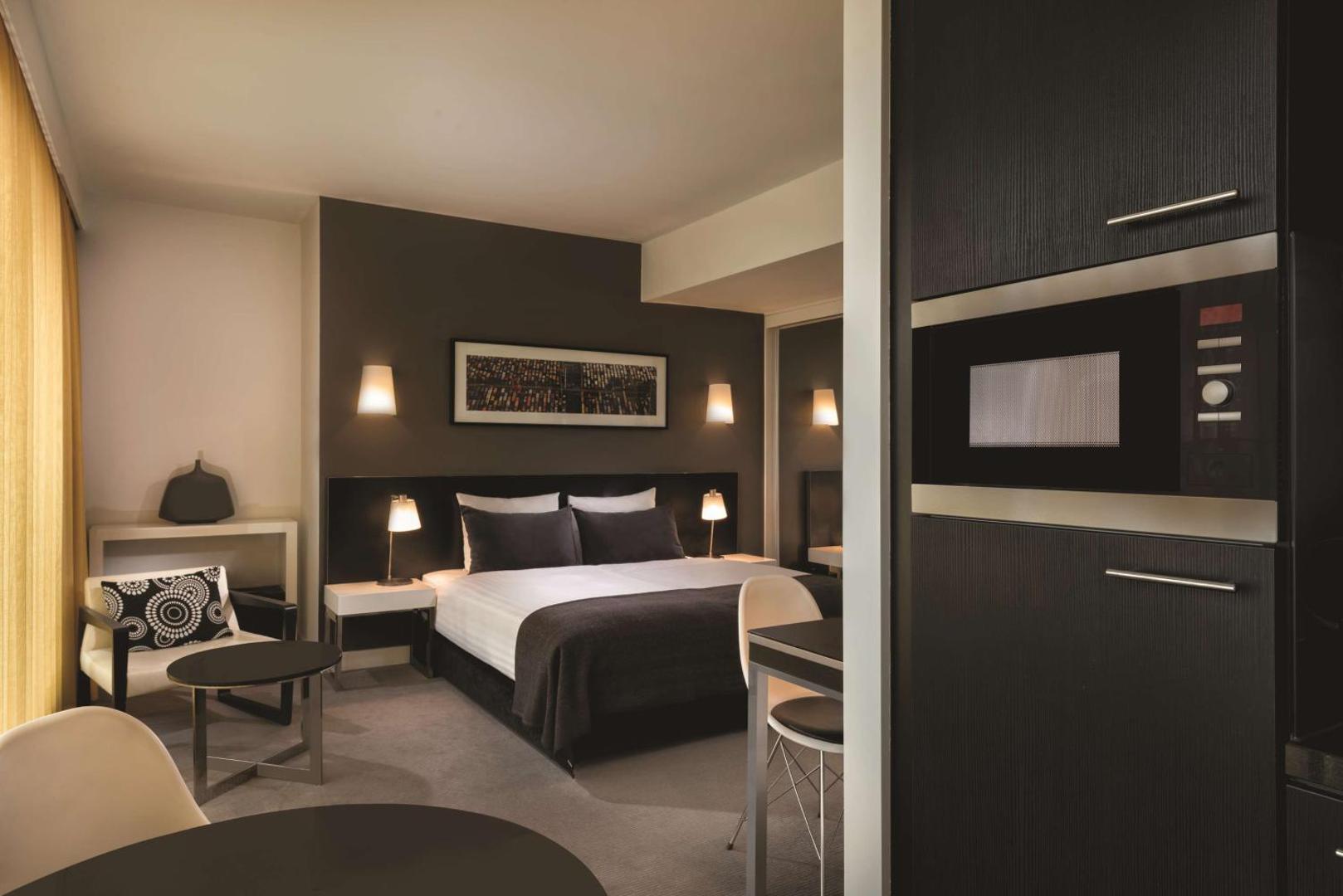 Adina Apartment Hotel Berlin Hackescher Markt