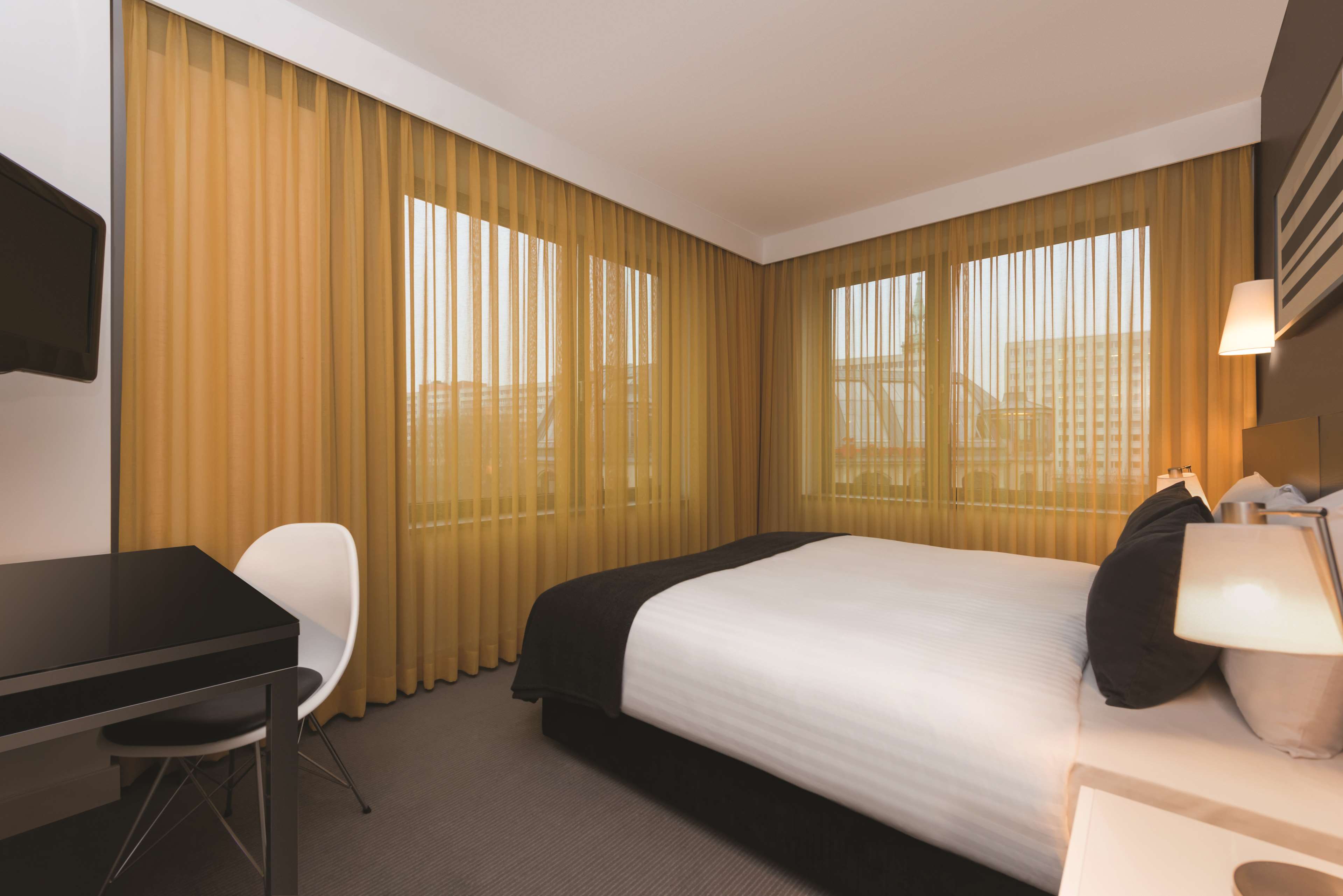 Adina Apartment Hotel Berlin Hackescher Markt